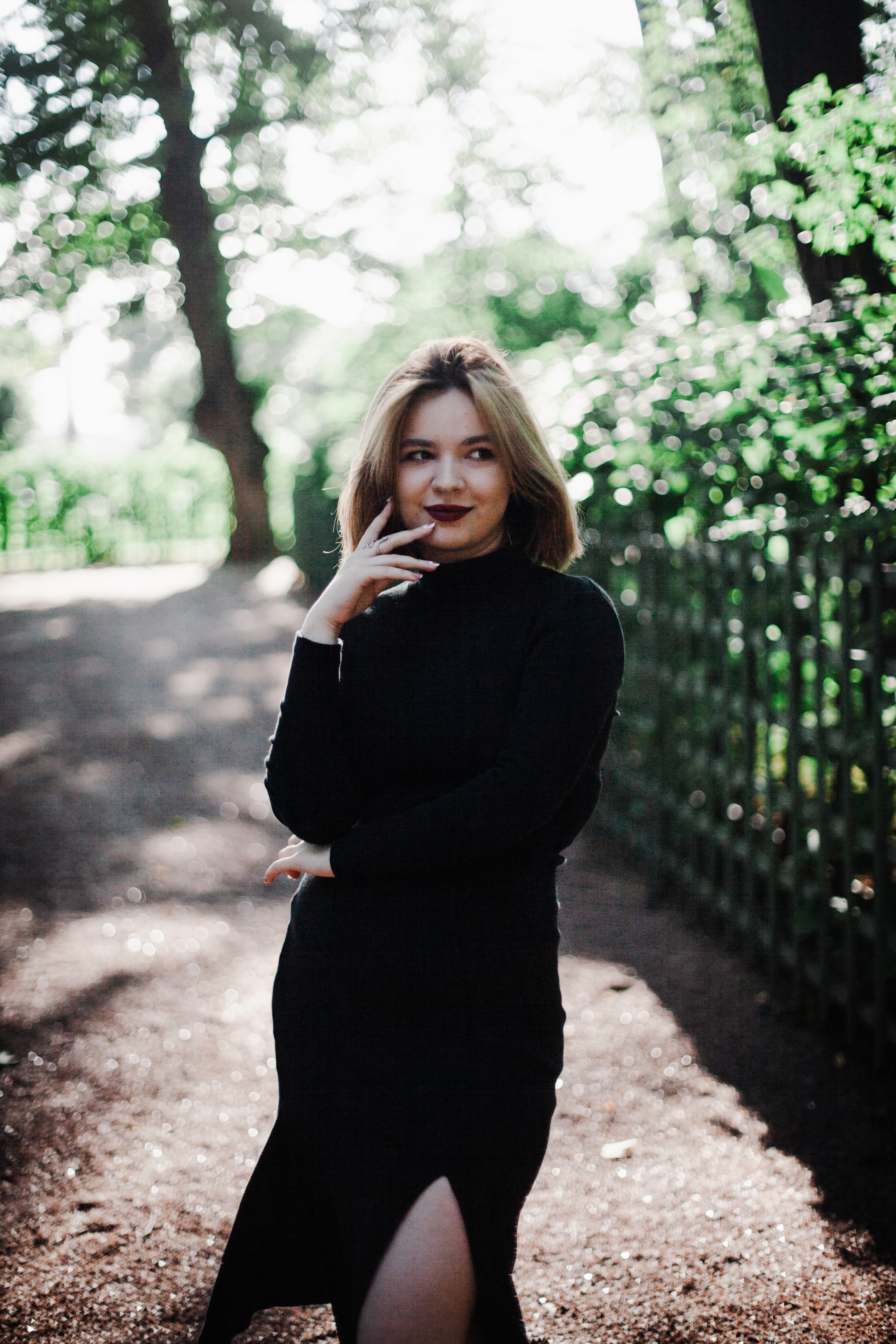 Summer Garden with Amina. Портретный фотограф в Санкт-Петербурге Алиса Гришина