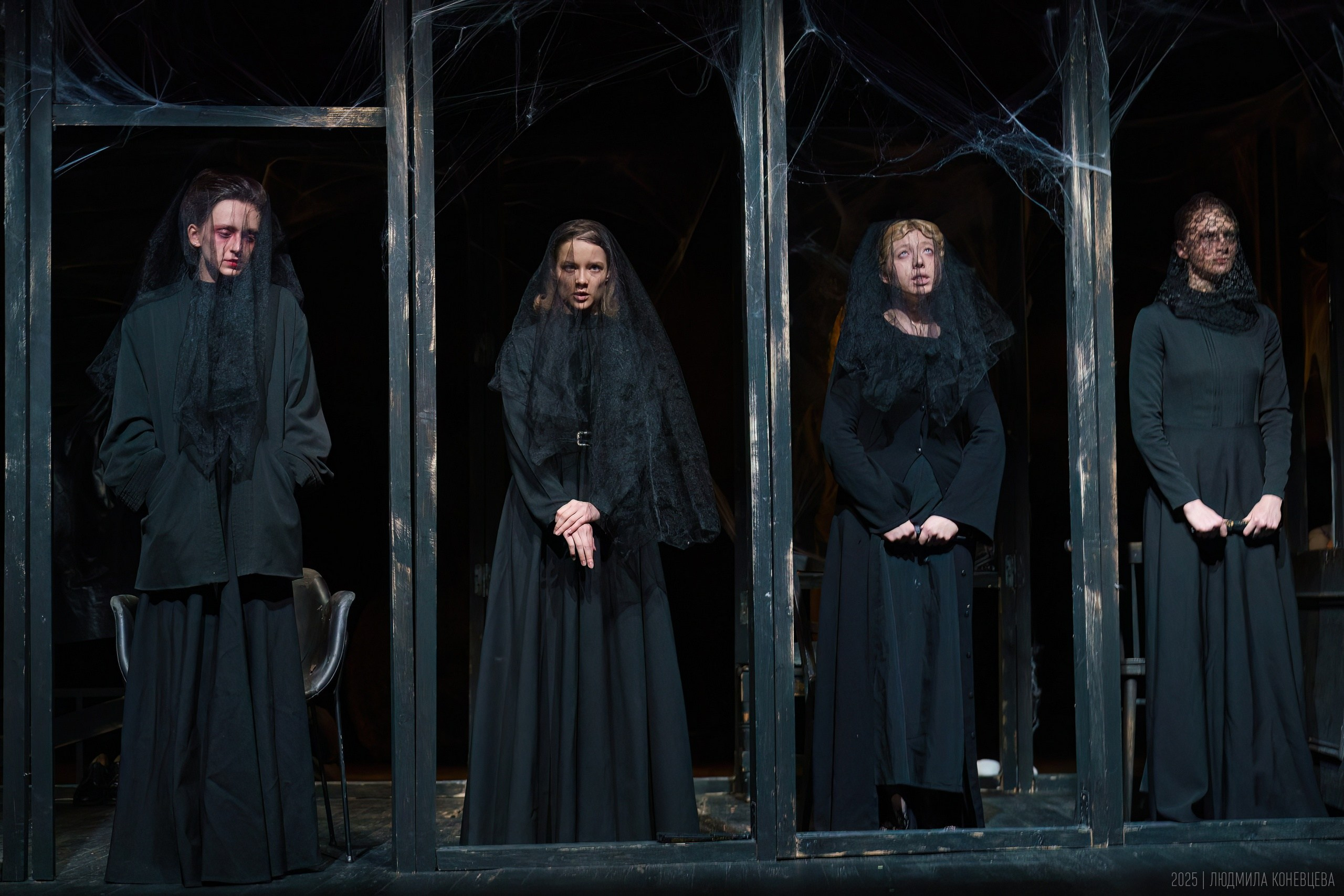 Спектакль «Дом Бернарды Альбы», режиссер Денис Лобанов. ГИТИС, мастерская Олега Кудряшова