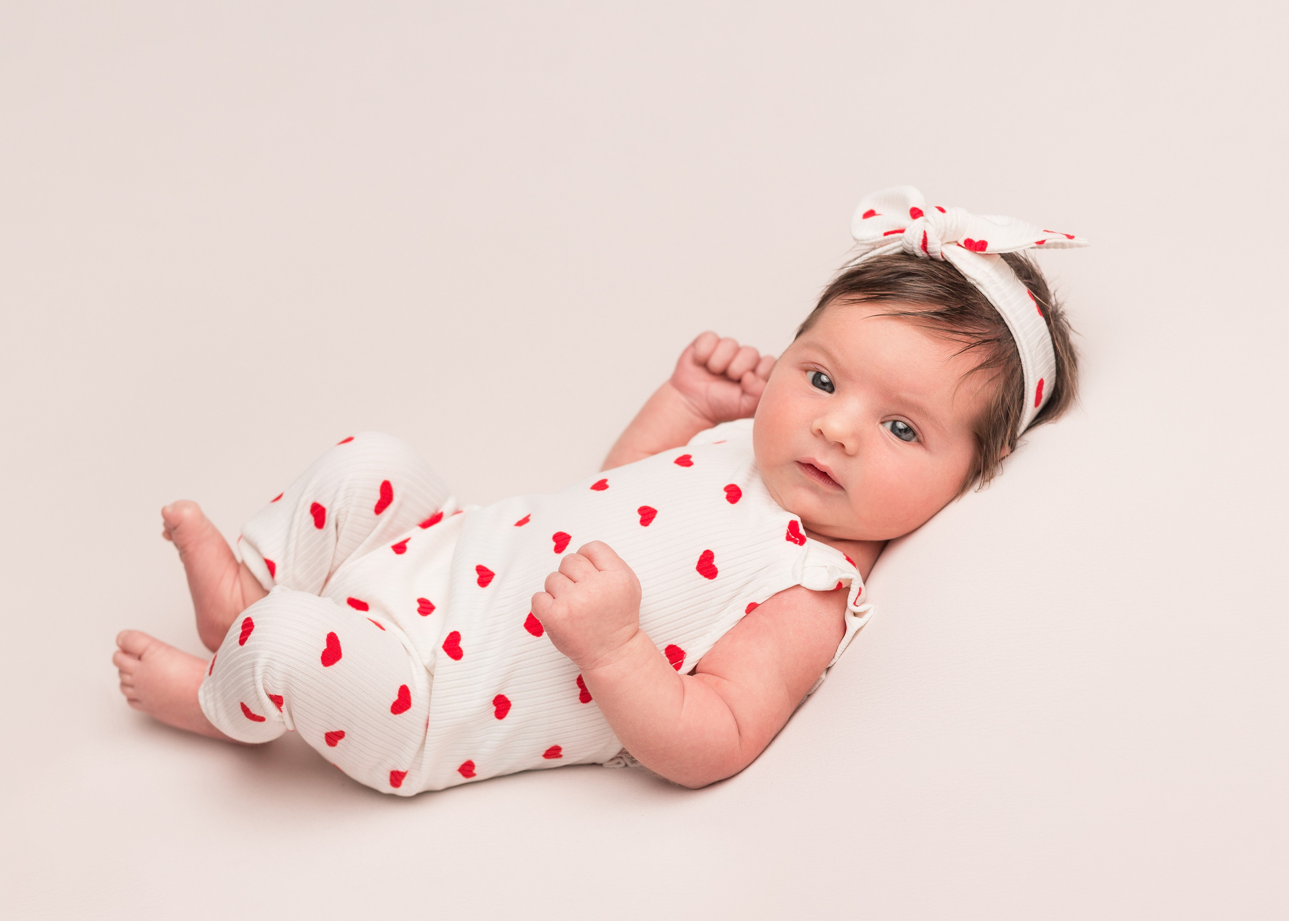 Девочки. Фотограф новорожденных в Омске Анастасия Моисеева