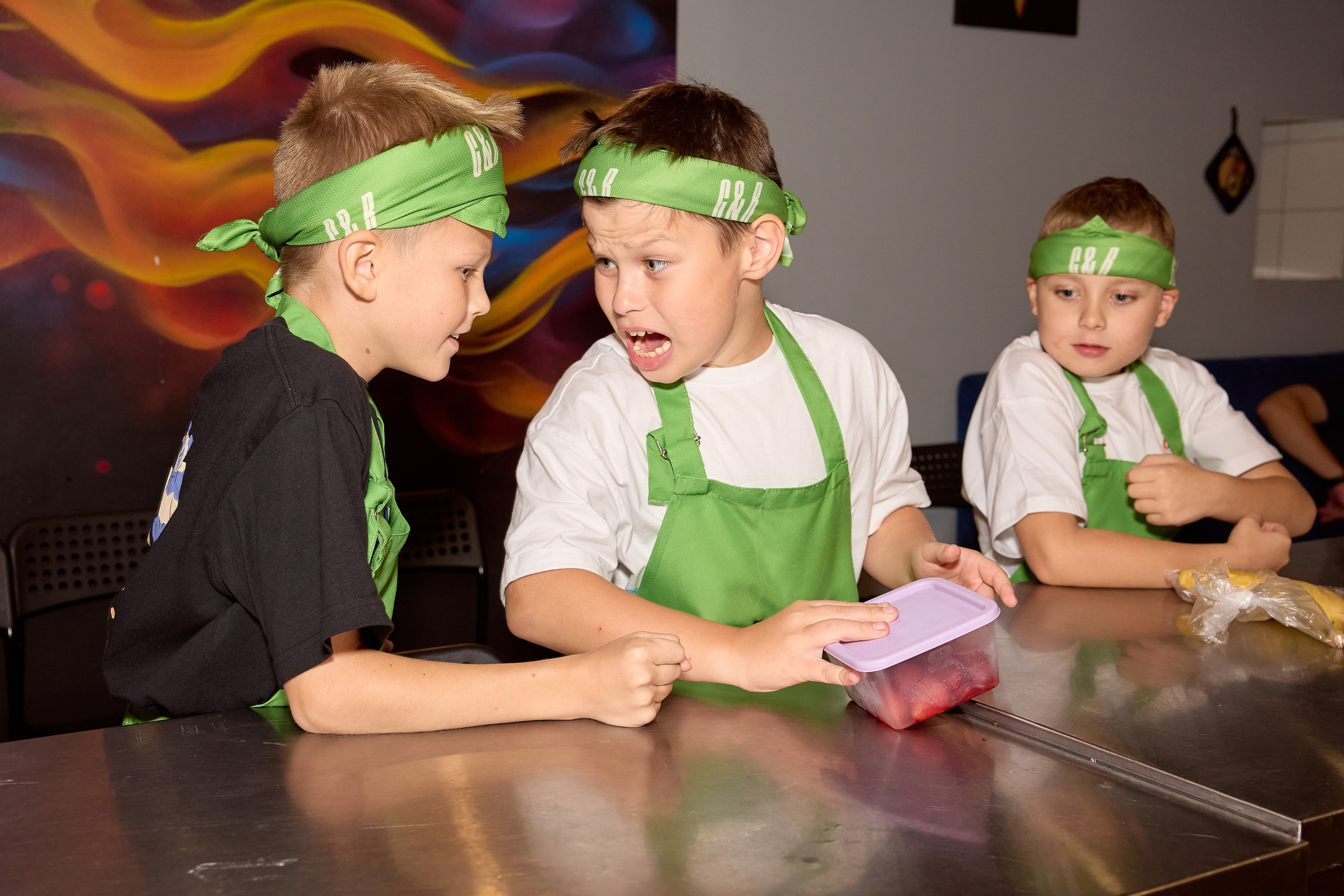 Фотосъёмка квестов и квест-шоу. Предметный и репортажный фотограф Алексей Кротов