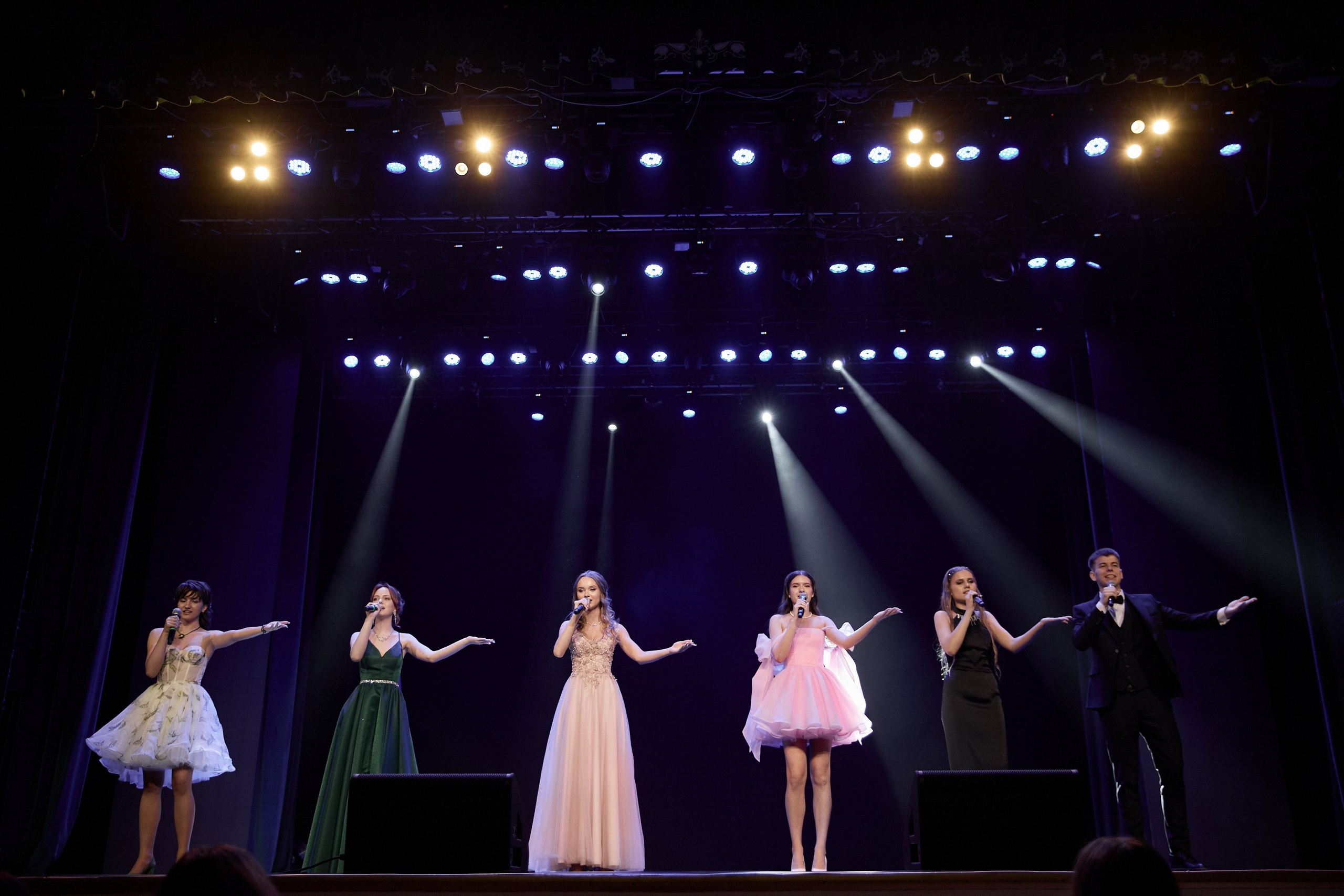 Выпускной. Свадебный фотограф в Минске в Москве в РБ Анатолий Полишко