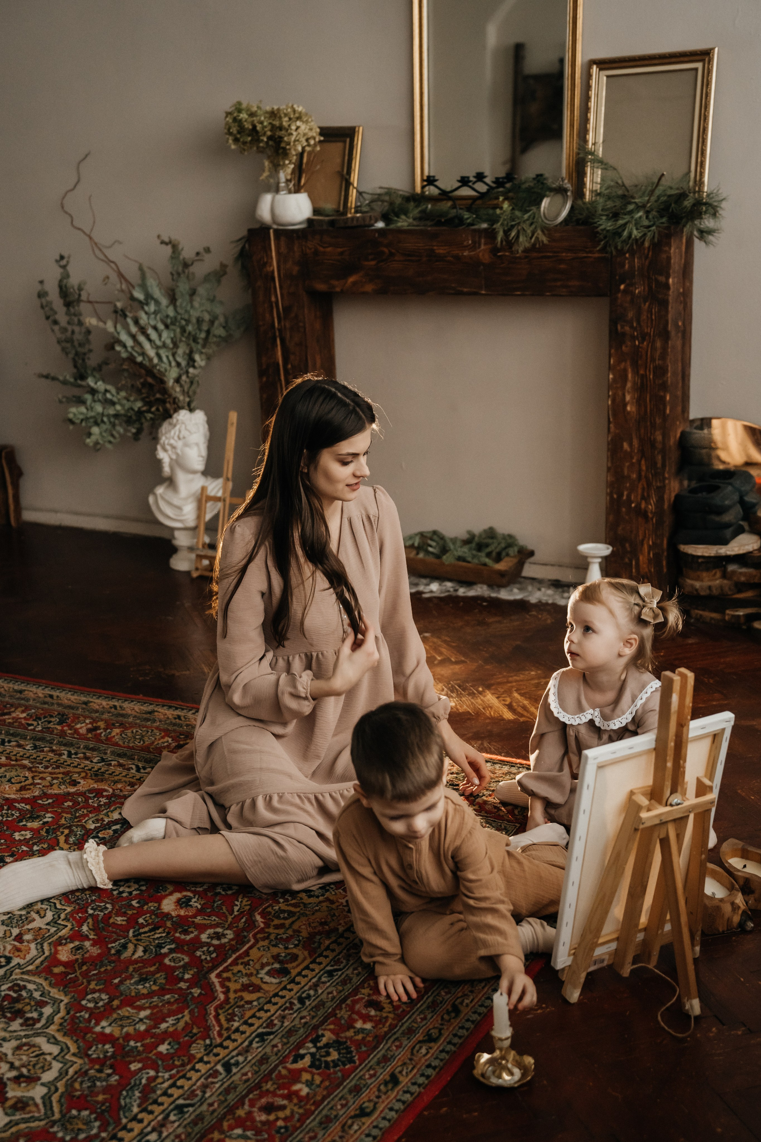 В мастерской. Ваш фотограф Вика Артемова