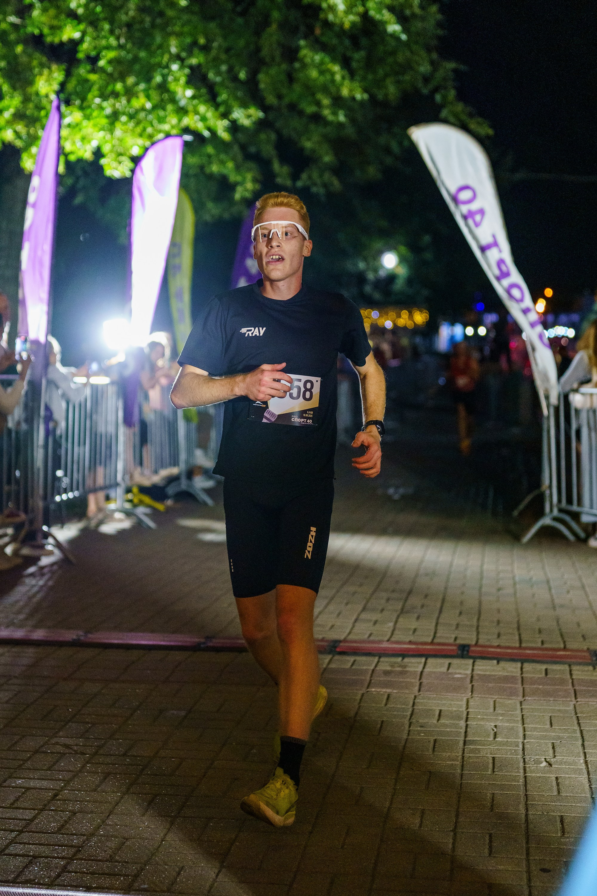 Фотографии Забег «Калуга ночь» 2025. Фотограф спортивные события, недвижимость, турбизнес