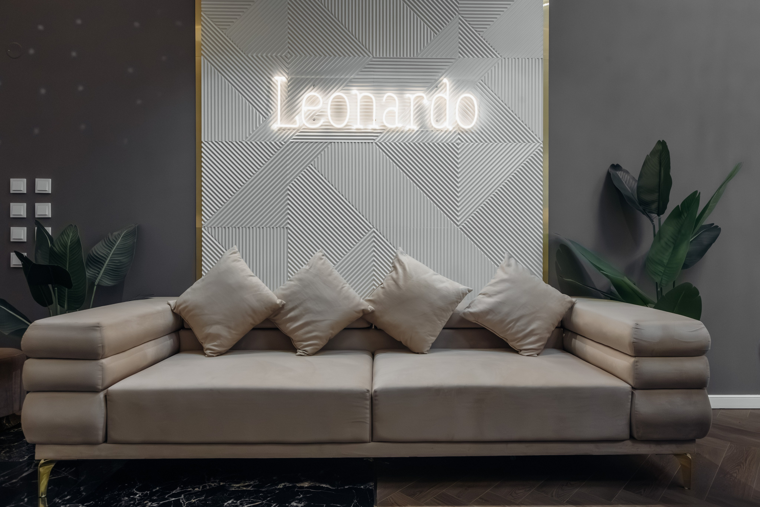 Леонардо. Аренда лофта в СПб для мероприятий