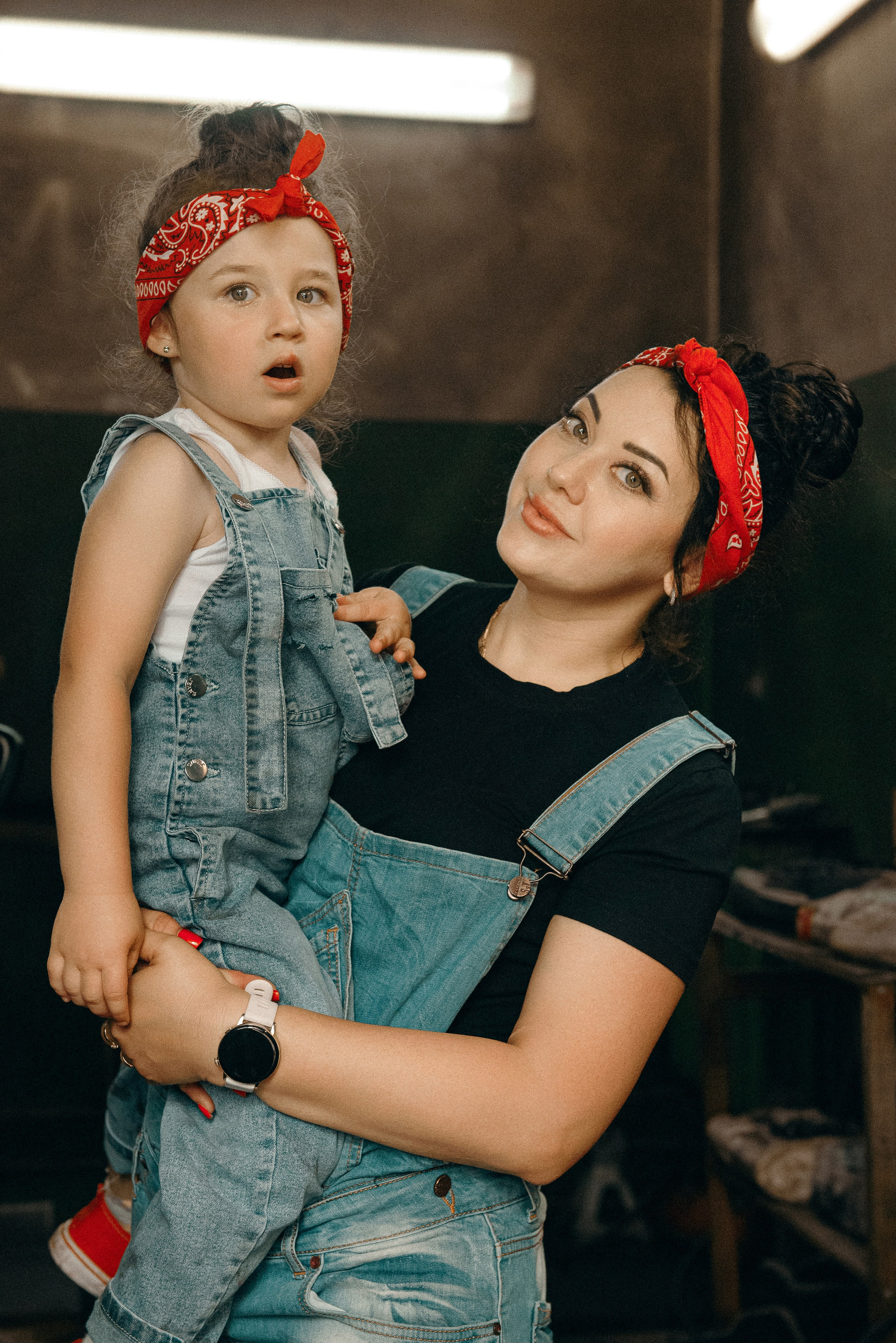 Гараж. Римма Гусакова. Выпускные фотокниги. Детские и семейные фотосессии