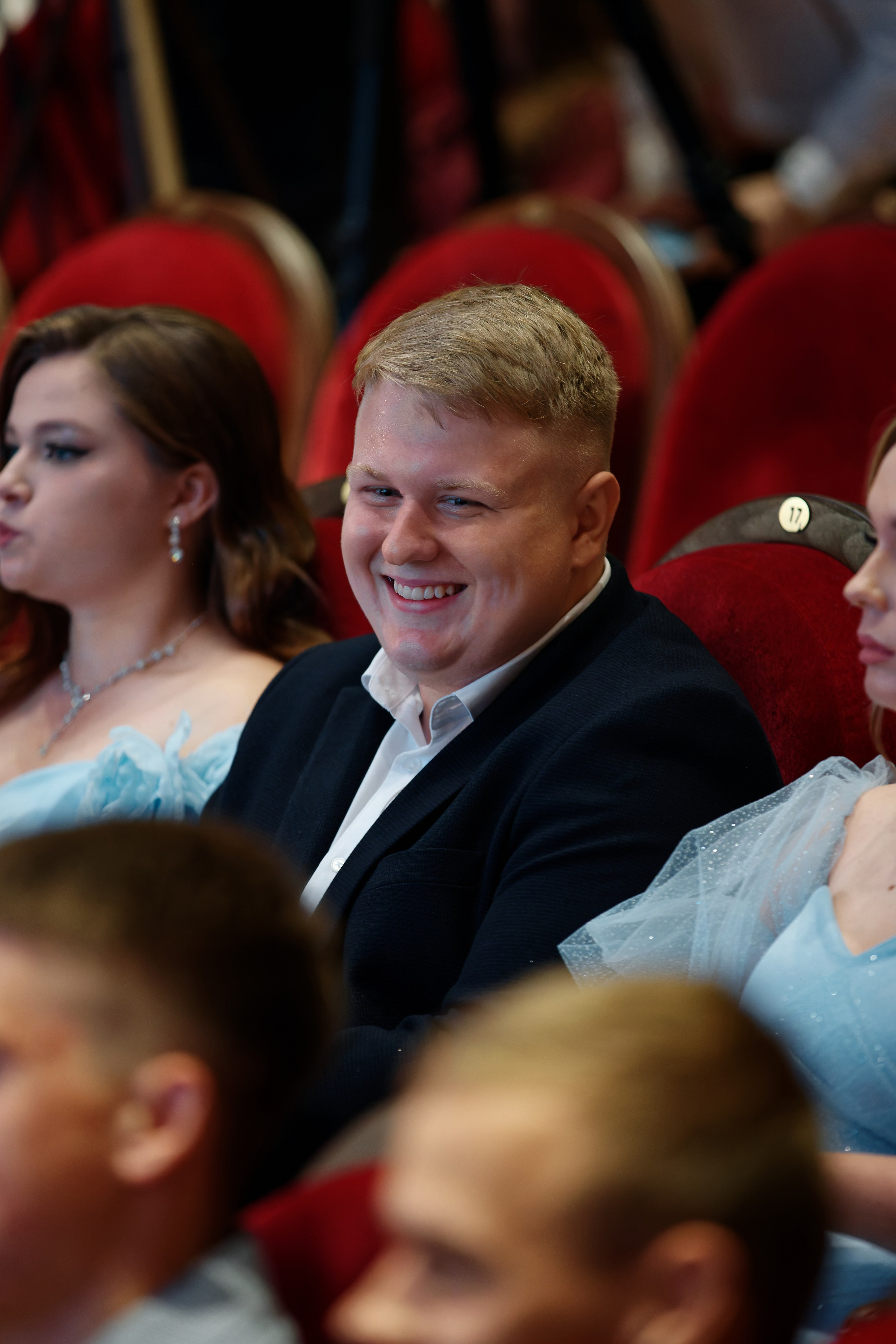 Выпускной школы 56 11Б. Семейный фотограф — Макс Белогрудов