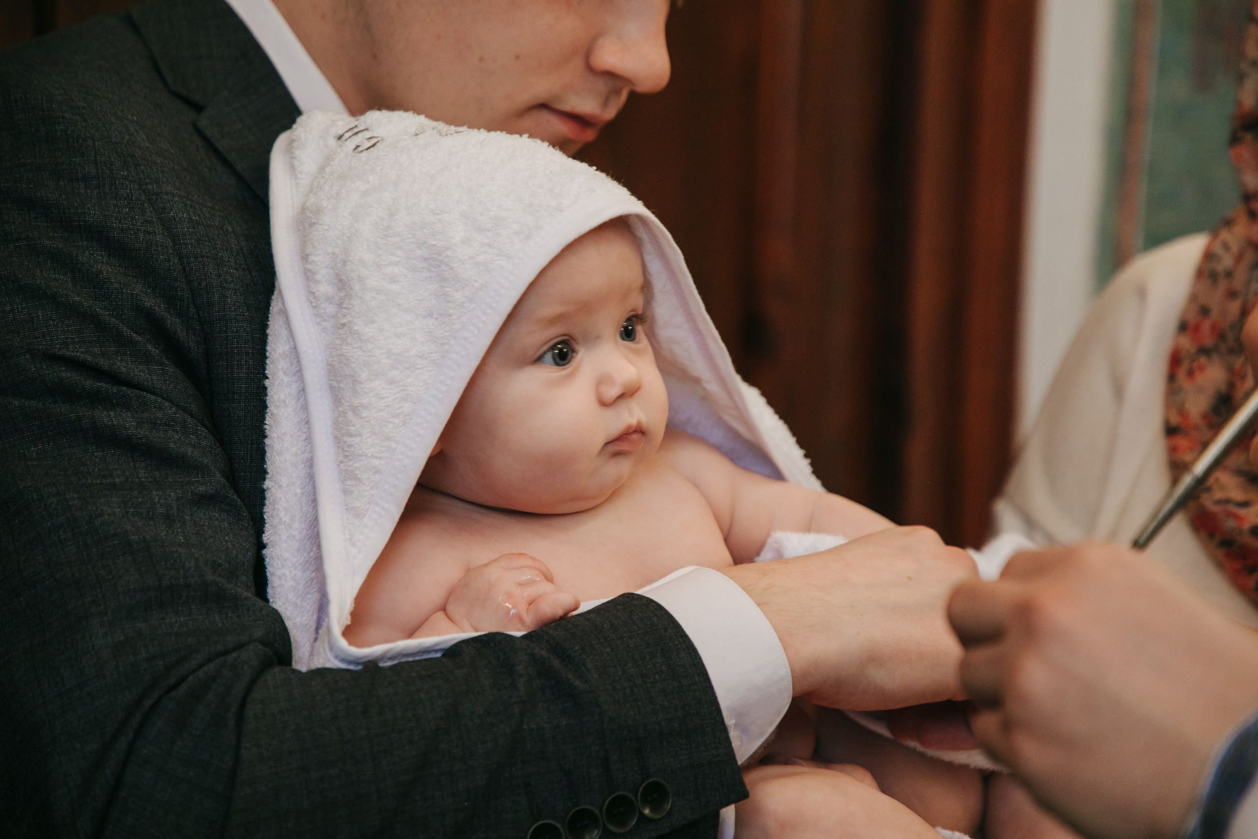Крещение Храм Спаса Нерукотворного Образа г. Всеволожск. Фотограф на крещение в Санкт Петербурге