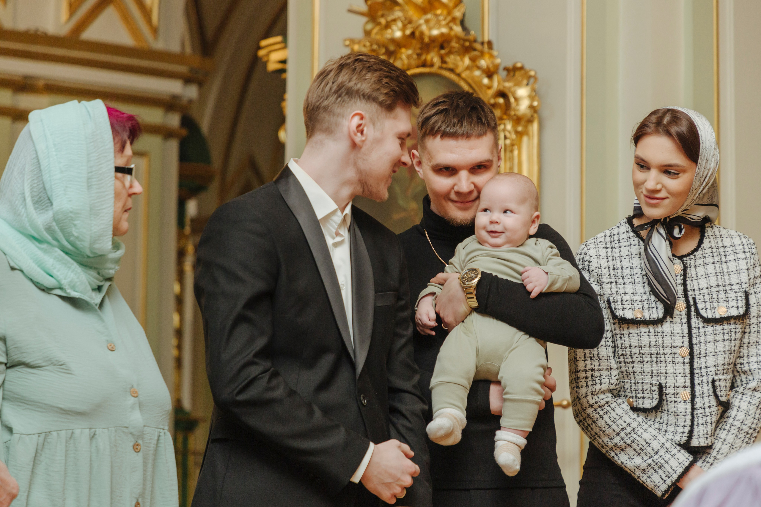 фотограф на крещение санкт петербург, справка о беседе перед крещением, сколько стоит крещение спб, лучшие храмы для крещения, крещение ребенка в спб цены, пушкин церковь узнать про крестины что нужно, что нельзя делать перед крещением, лучшие храмы для крещения, санкт петербург фотограф, крестить без крестных, всего один крестный, имя для крещения малыша