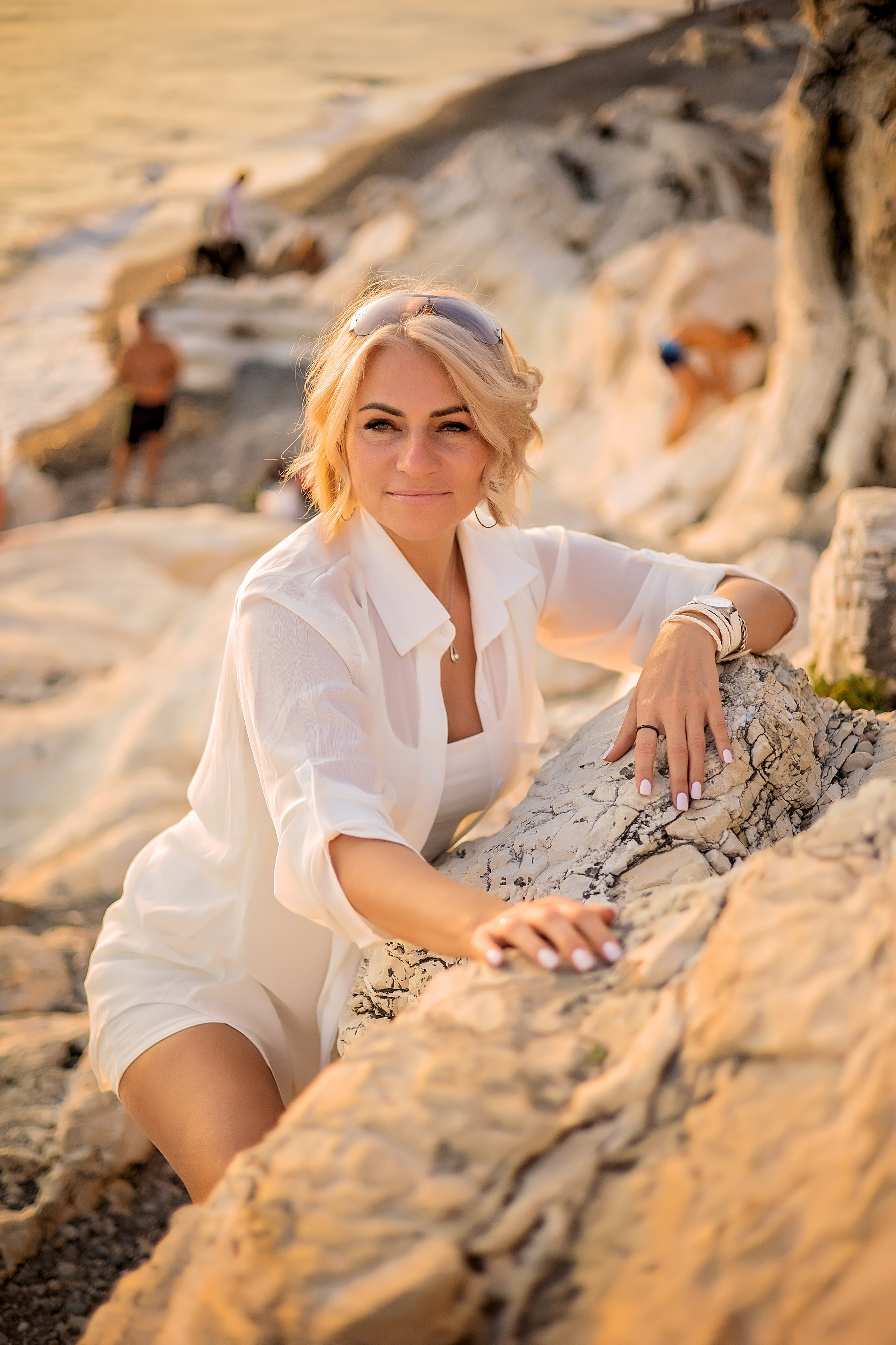 Танюшка на белых скалах. Свадебный и семейный фотограф в Абхазии Эля Цишба