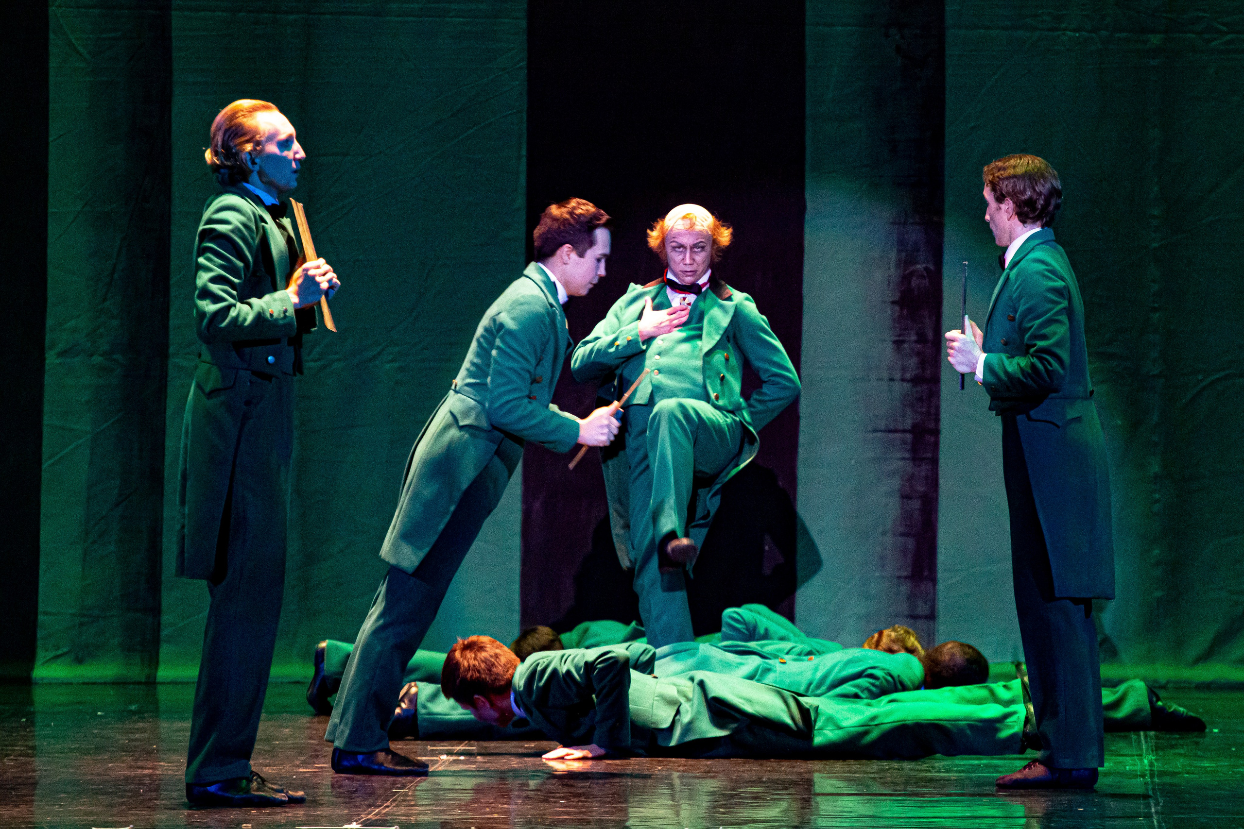 Анюта — спектакль — премьера на сцене Зимнего театра Марийского театра оперы и балета. Фотограф в Сочи Юрий Шептаев