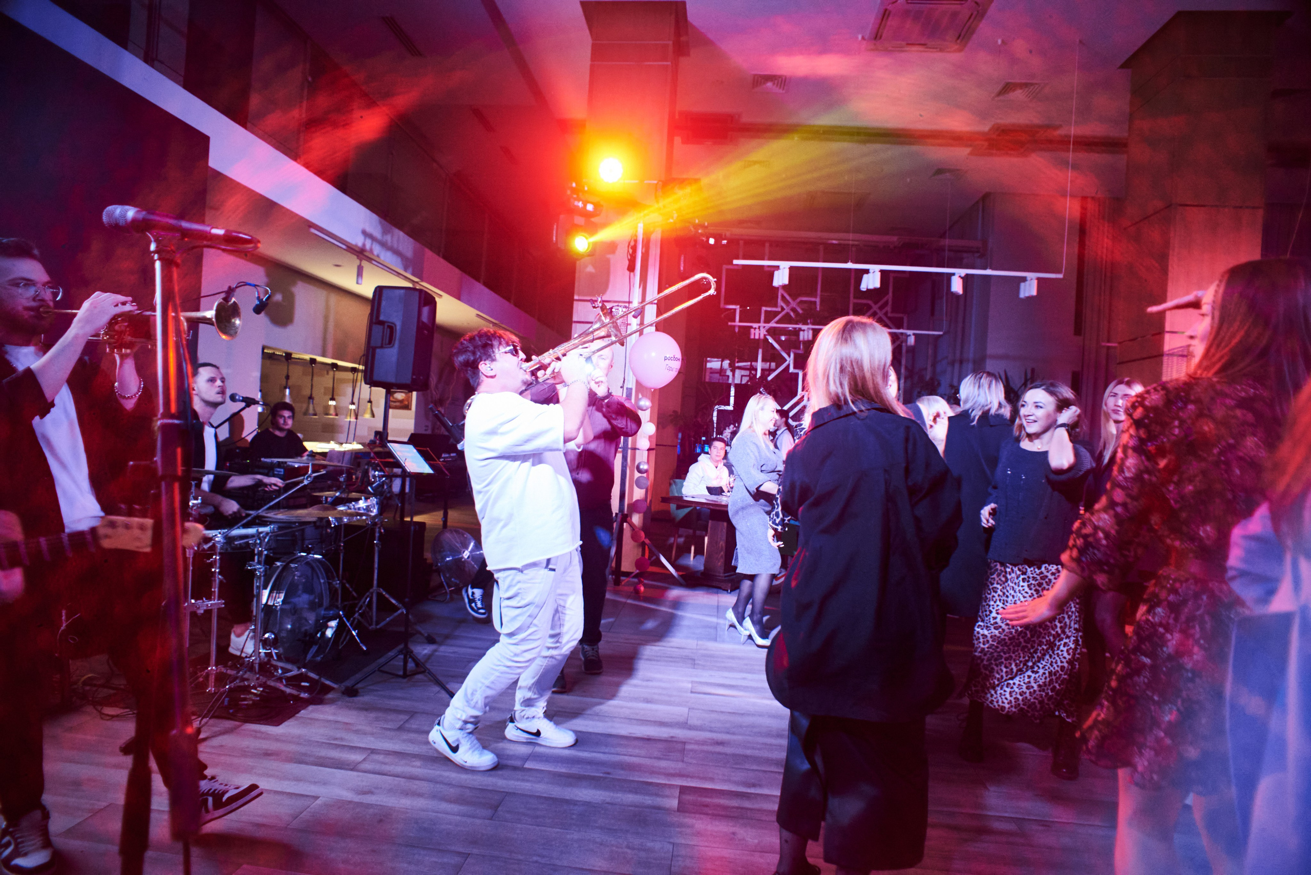 Корпоративный банкет. Константин Кордонский | Интерьерный и food-фотограф в Кисловодске и КМВ