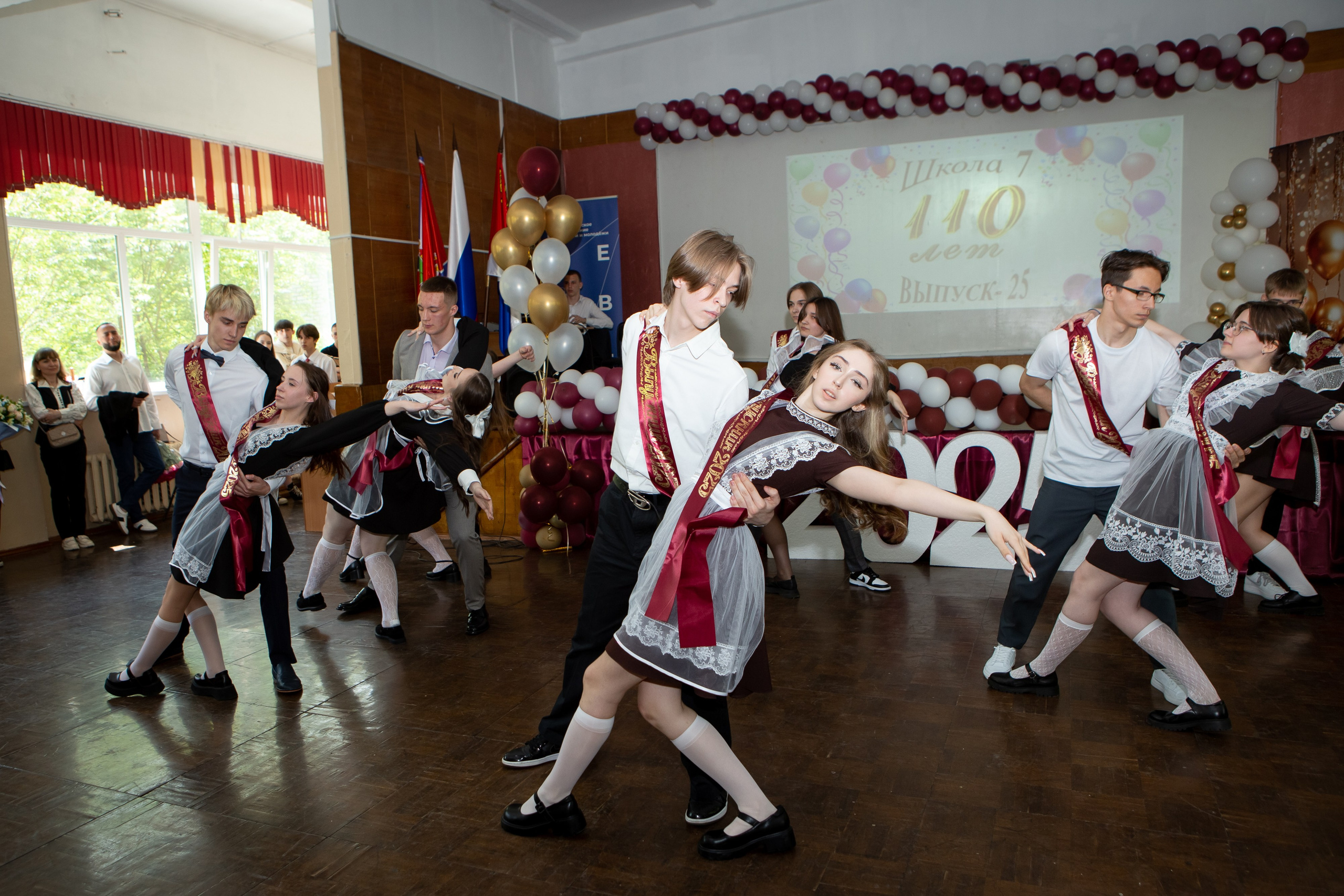 Последний звонок/Выпускной в школе. Фотограф во Владивостоке Анастасия Стробыкина