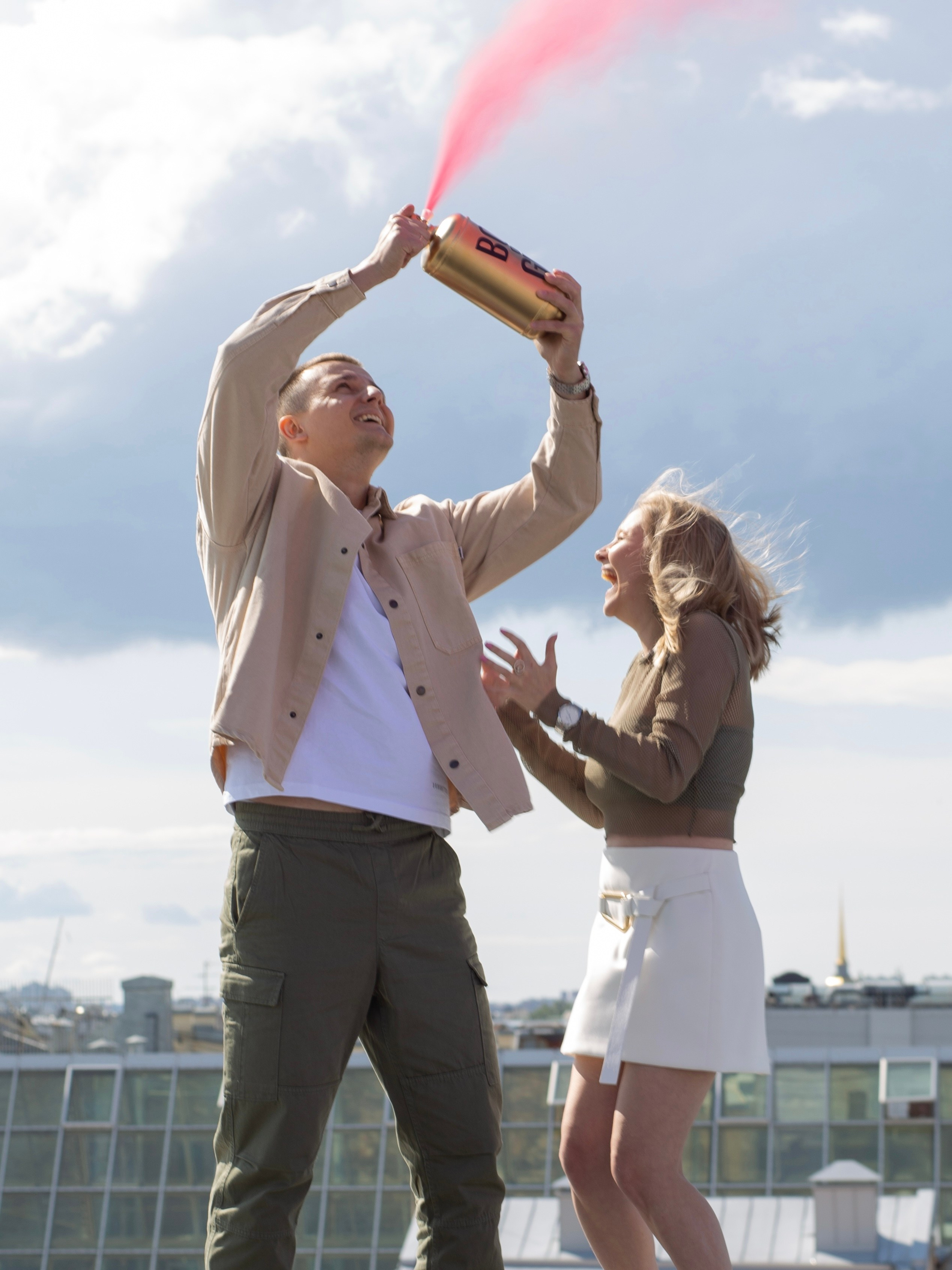 Кристина и Саша. Гендер пати. Главная