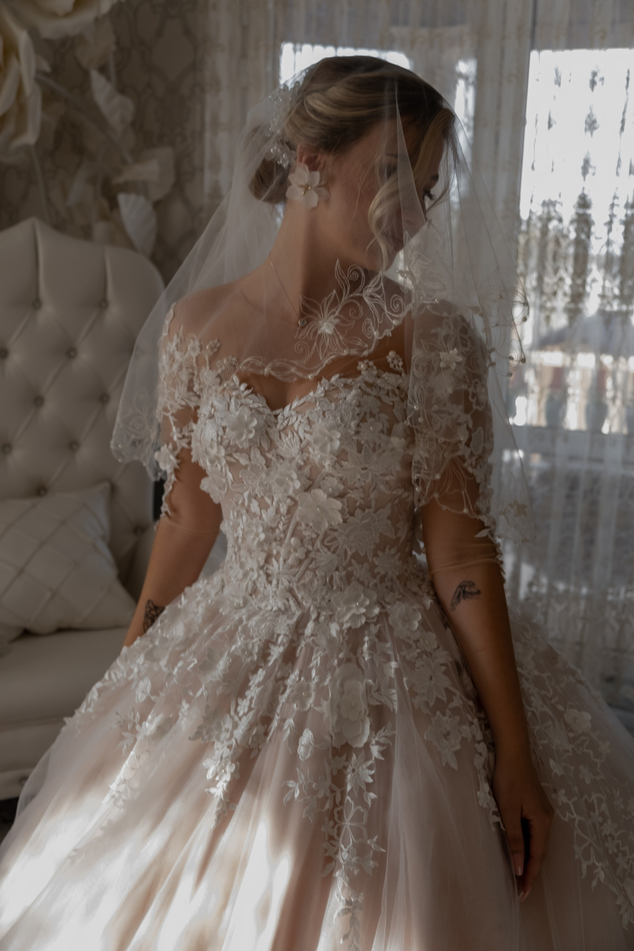 Свадебная фотосессия. Разные. Красивые фотографии. Профессиональная фотосъемка в Крыму. Натуральные эмоции и живые кадры. Забронируйте дату прямо сейчас!