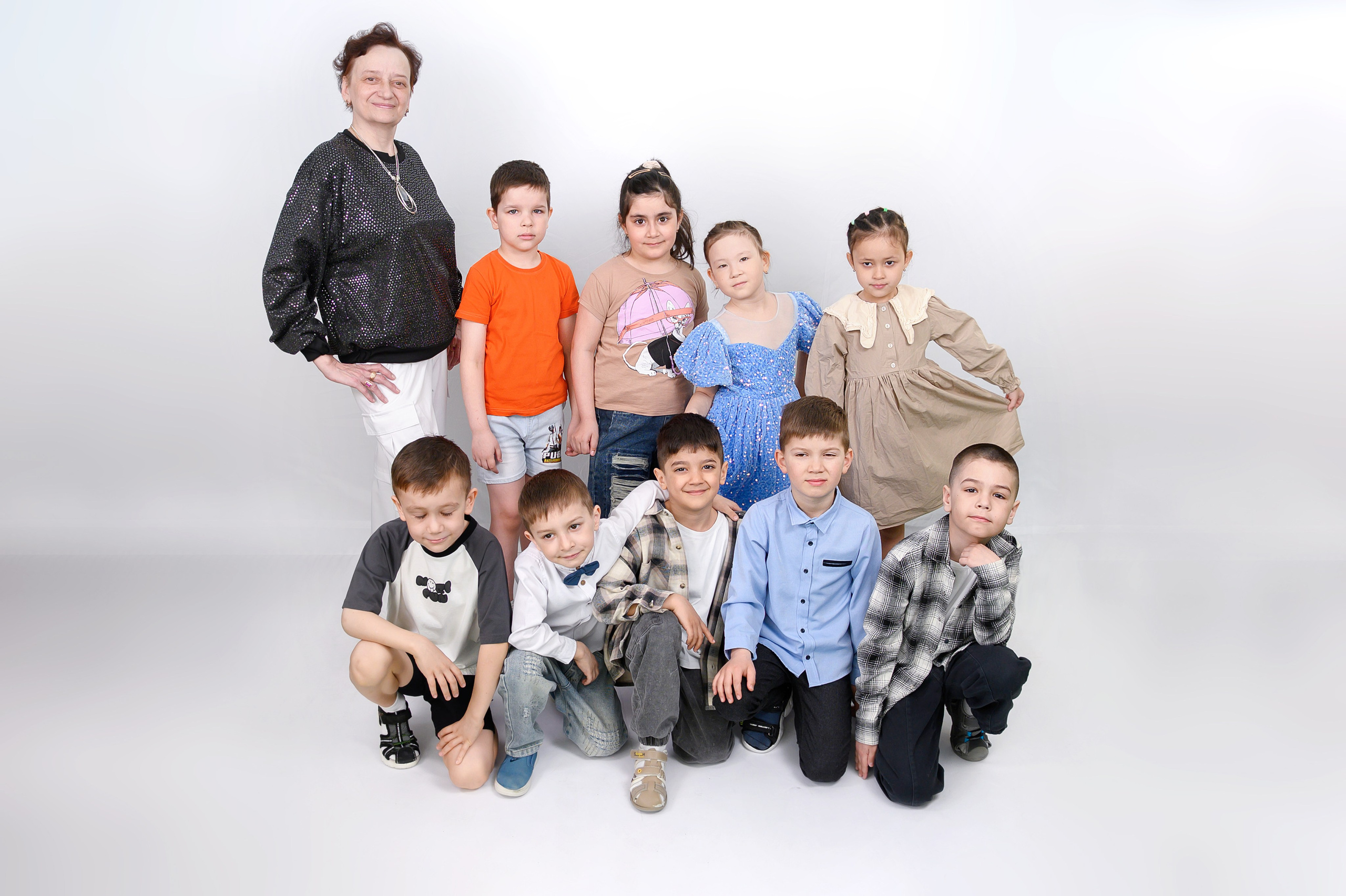 Выпускной альбом гр «Василёк» сад№ 3. Фотограф новорожденных, семейный детский в Тюмени Татьяна Морозова
