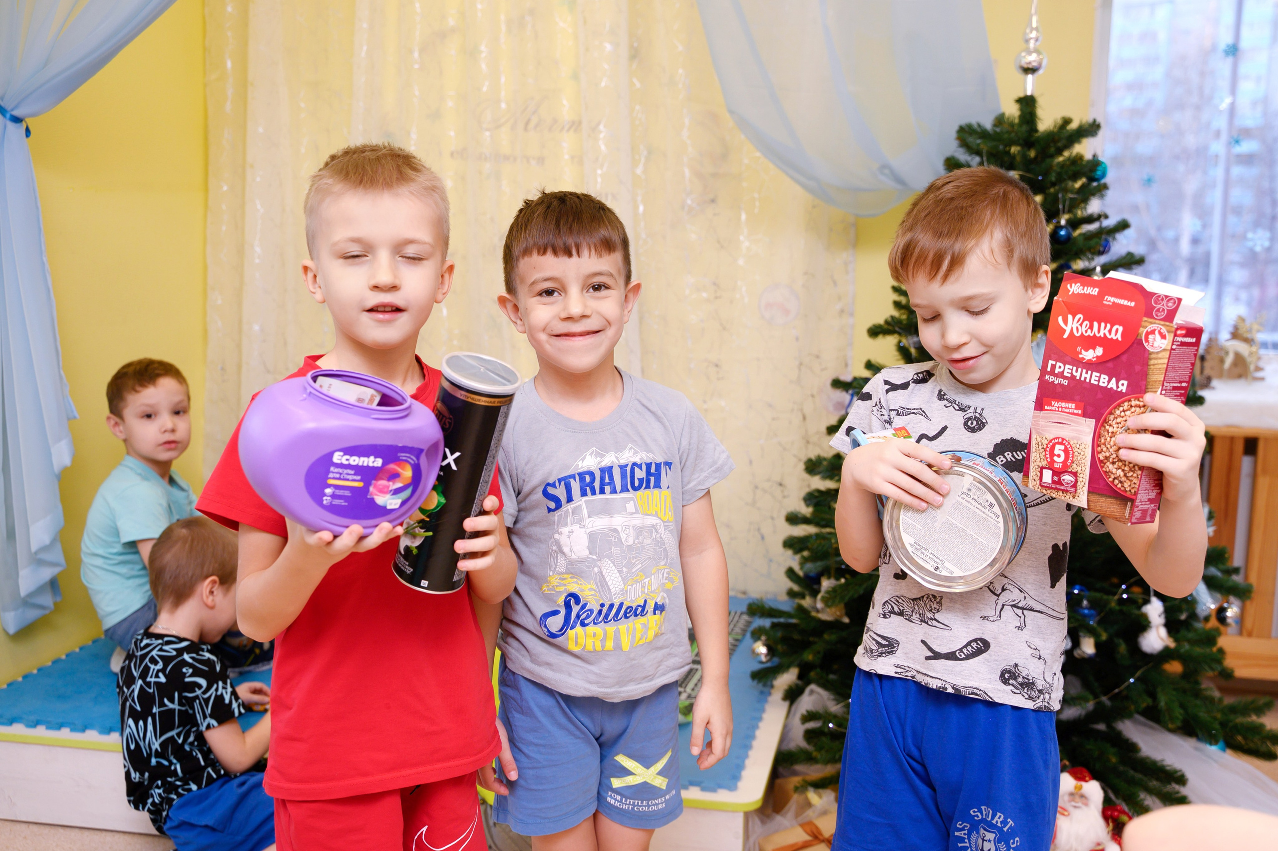 Выпускной альбом «Звёздочки» сад № 3 индивидуальный дизайн. Фотограф новорожденных, семейный детский в Тюмени Татьяна Морозова