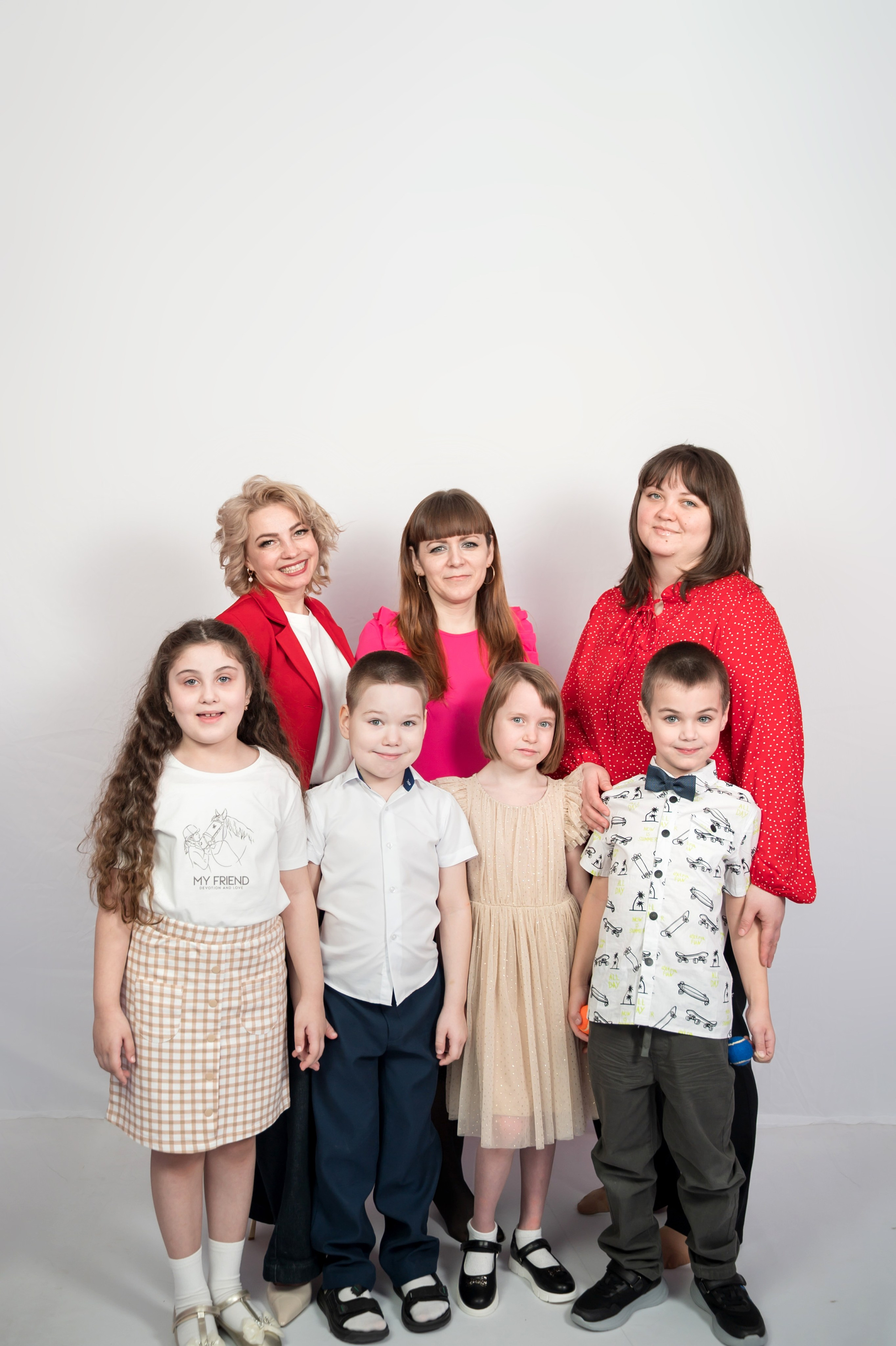 Выпускной альбом группа «Клевер» 3 садик. Фотограф новорожденных, семейный детский в Тюмени Татьяна Морозова
