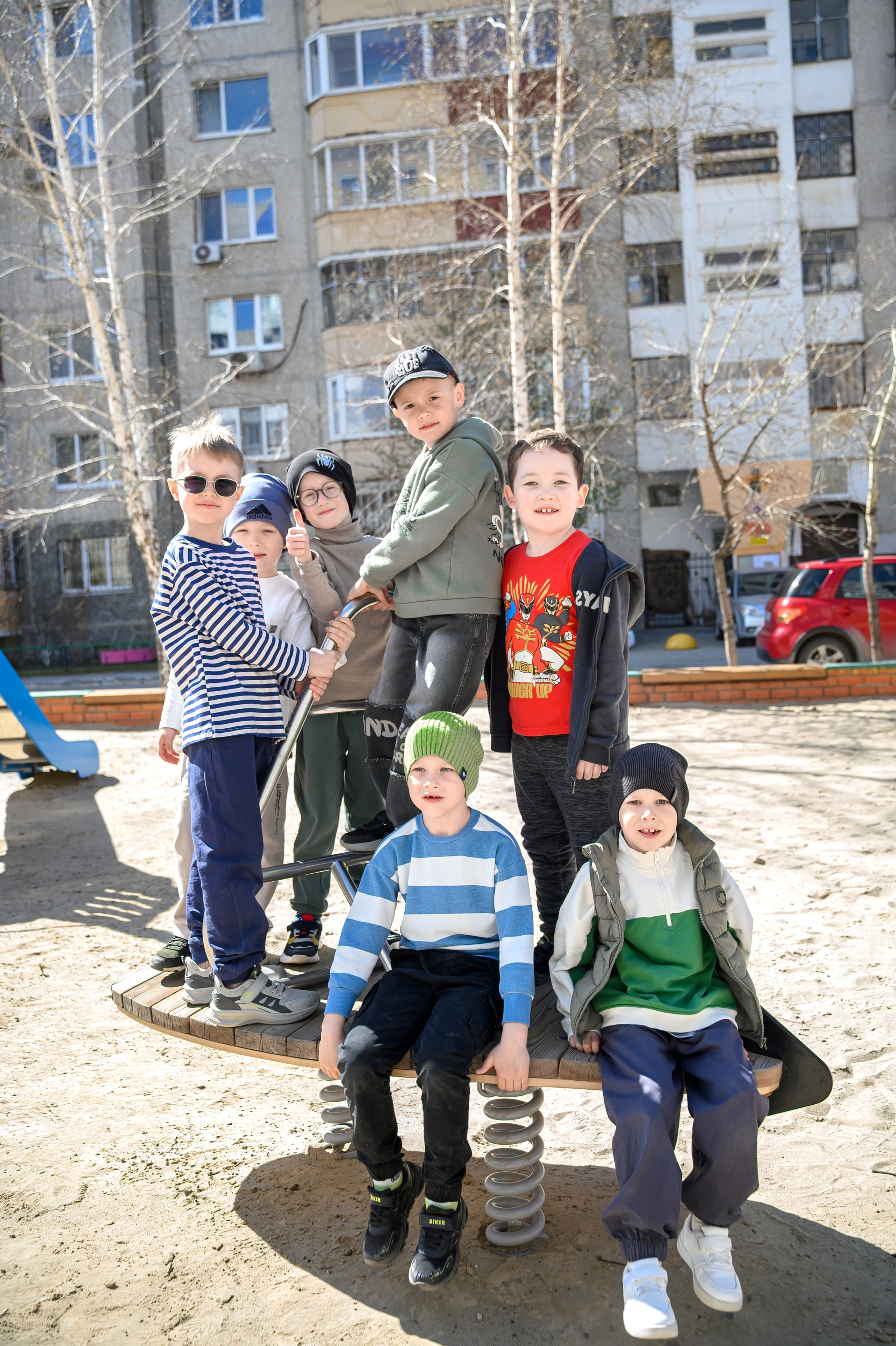 Выпускной альбом «Бусинки» сад № 3 индивидуальный дизайн альбома. Фотограф новорожденных, семейный детский в Тюмени Татьяна Морозова