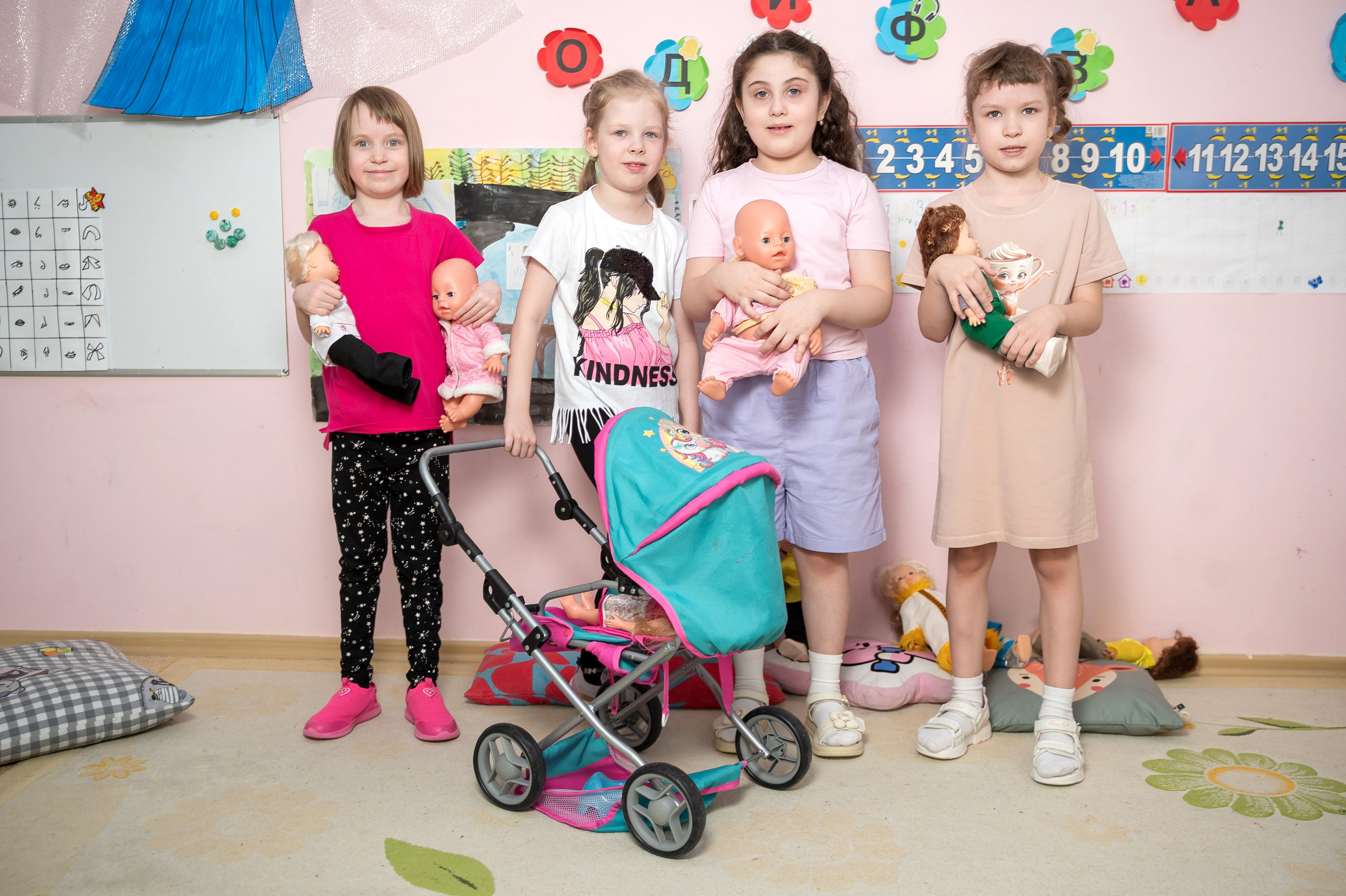Выпускной альбом группа «Клевер» 3 садик. Фотограф новорожденных, семейный детский в Тюмени Татьяна Морозова