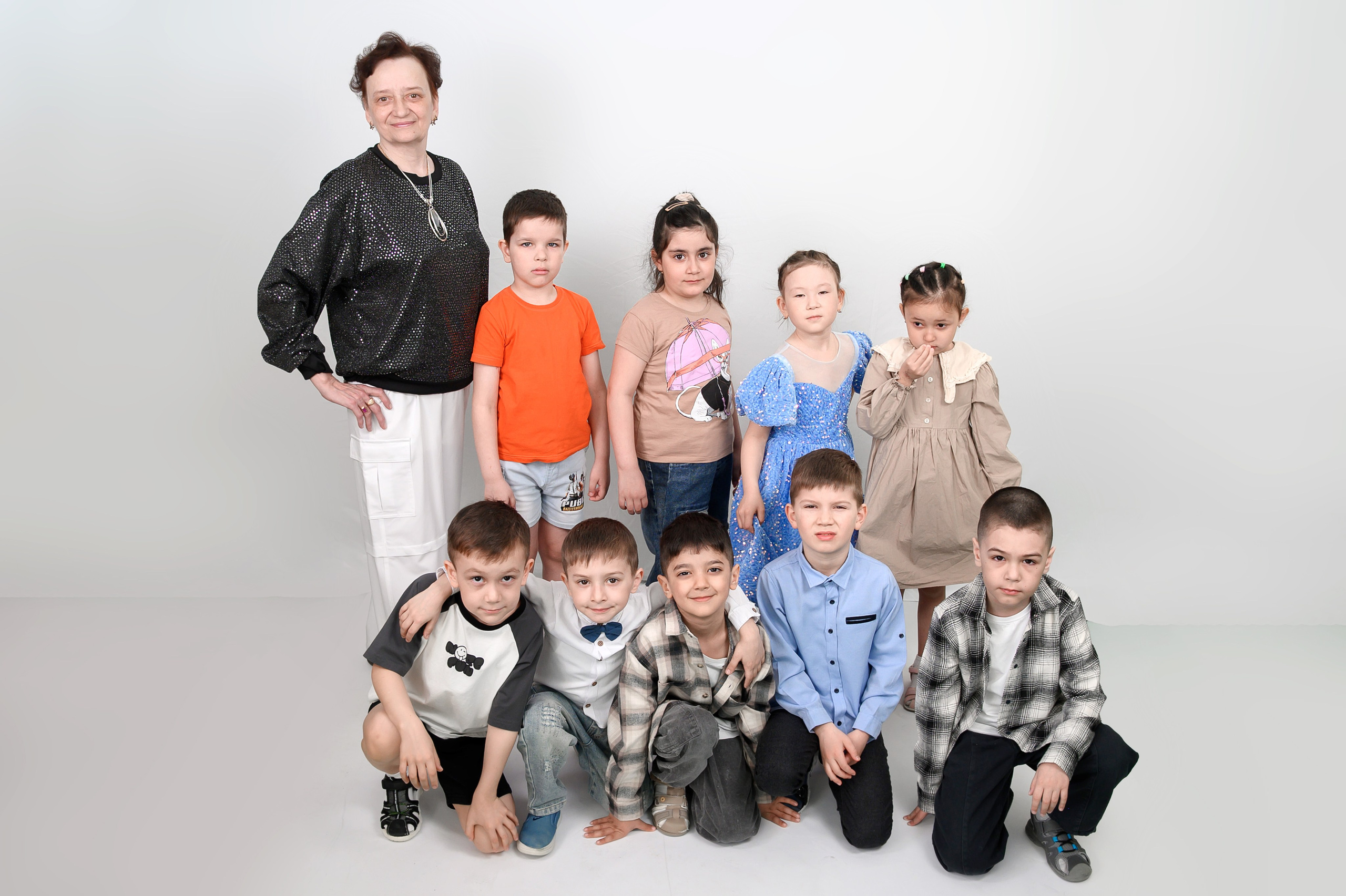 Выпускной альбом гр «Василёк» сад№ 3. Фотограф новорожденных, семейный детский в Тюмени Татьяна Морозова