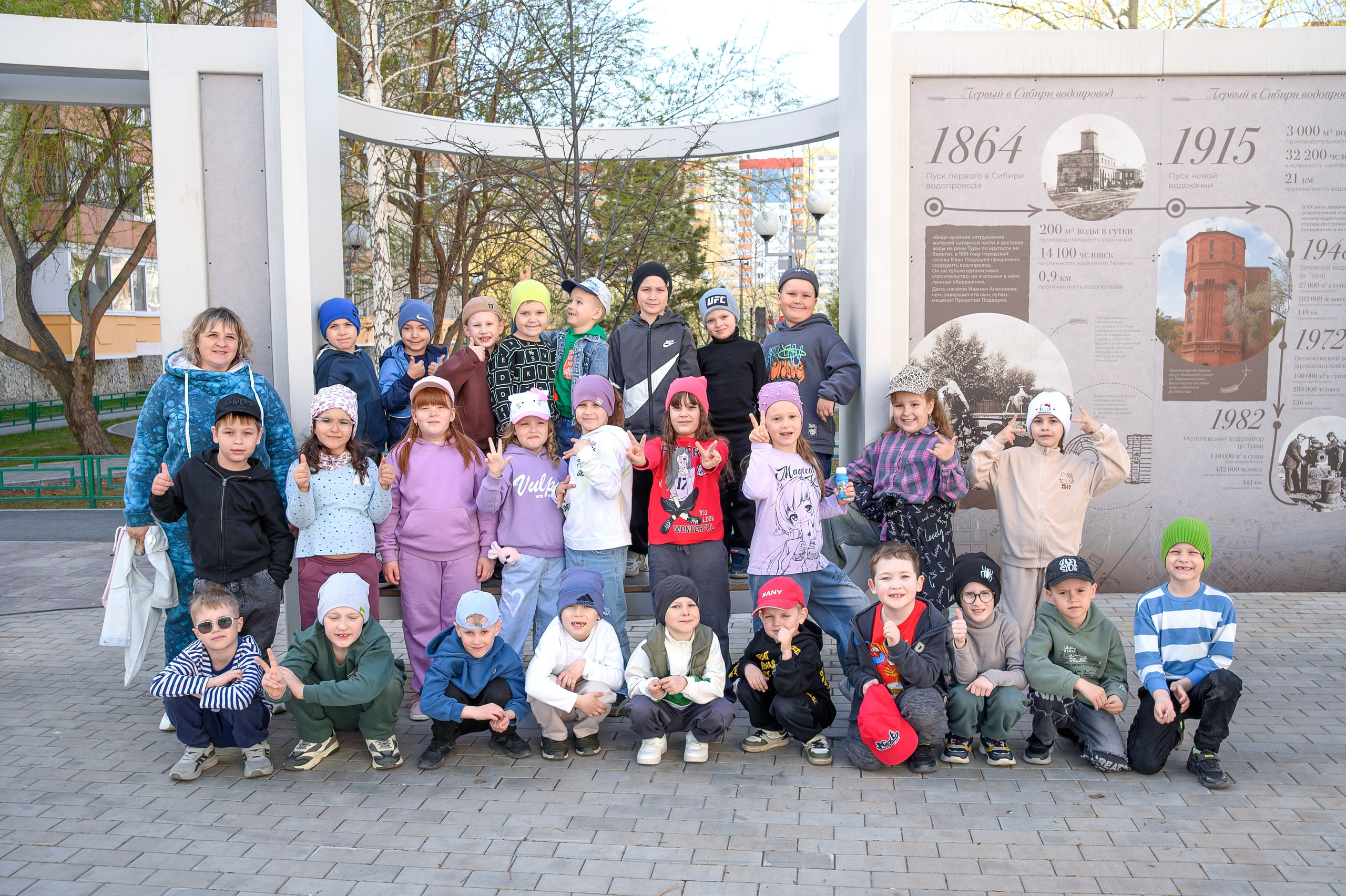 Выпускной альбом «Бусинки» сад № 3 индивидуальный дизайн альбома. Фотограф новорожденных, семейный детский в Тюмени Татьяна Морозова