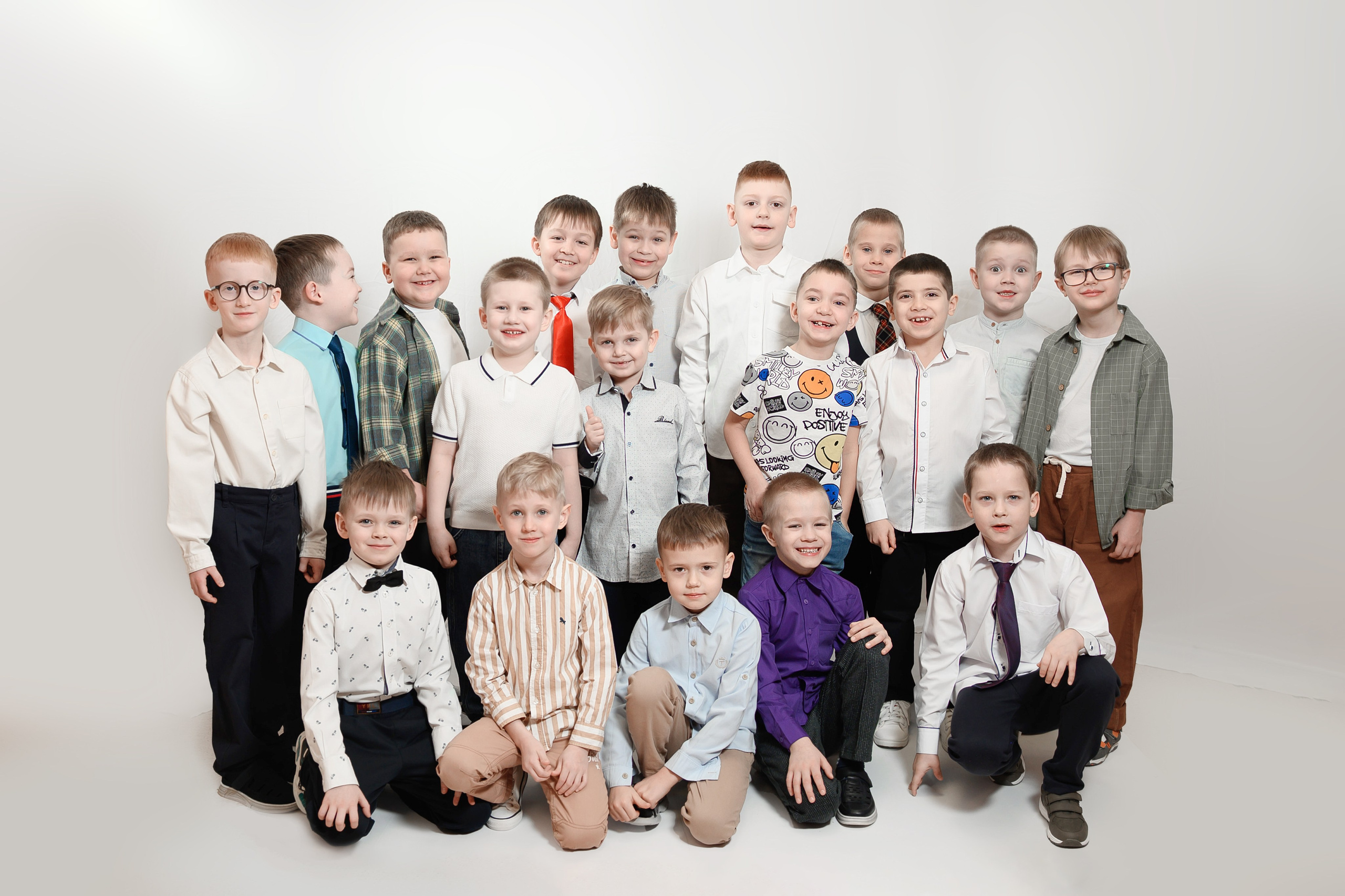Выпускной альбом «Бусинки» сад № 3 индивидуальный дизайн альбома. Фотограф новорожденных, семейный детский в Тюмени Татьяна Морозова