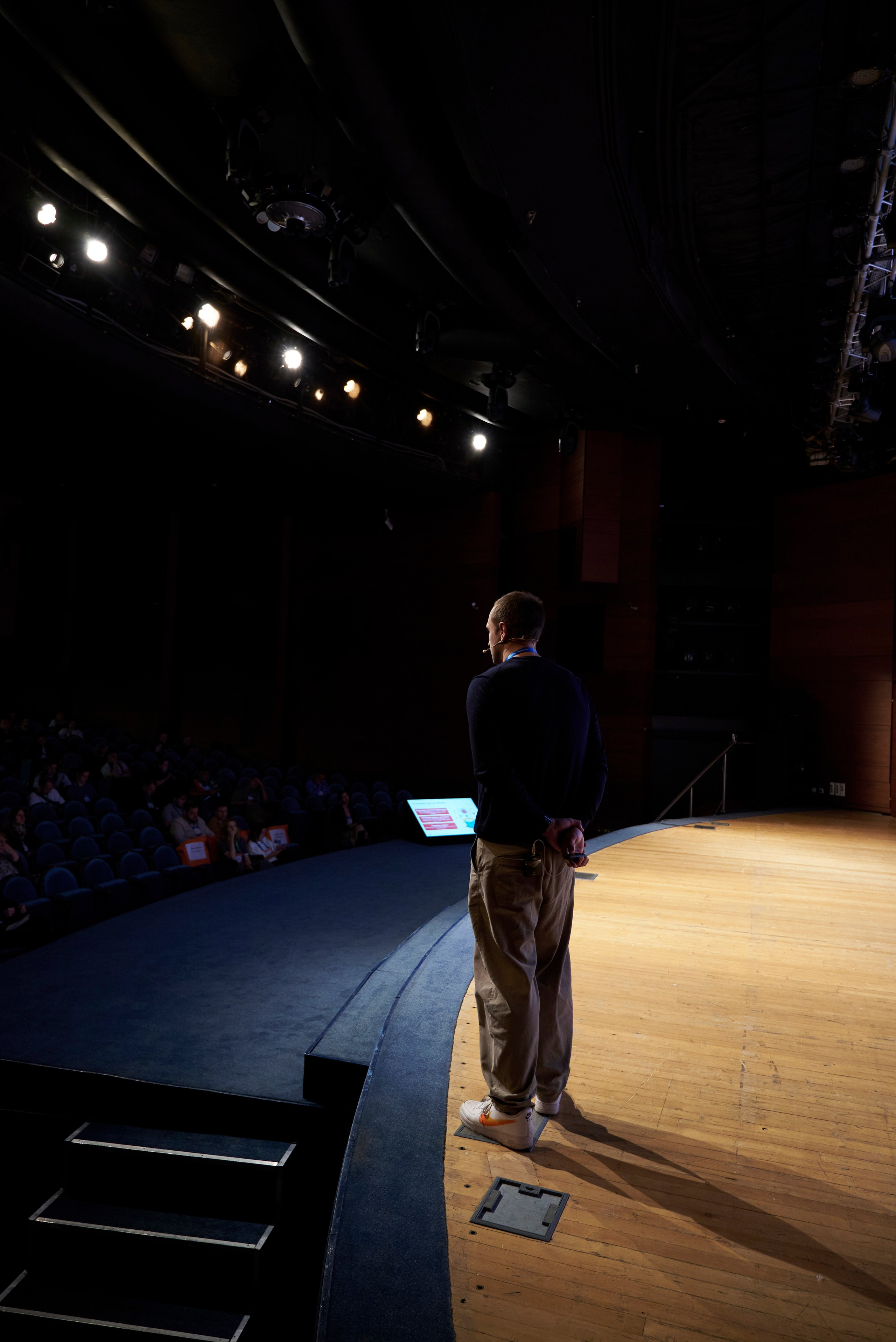 Конференция в ЦМТ Электронная торговля 2025 — репортажная съёмка мероприятий в Москве и Петербурге