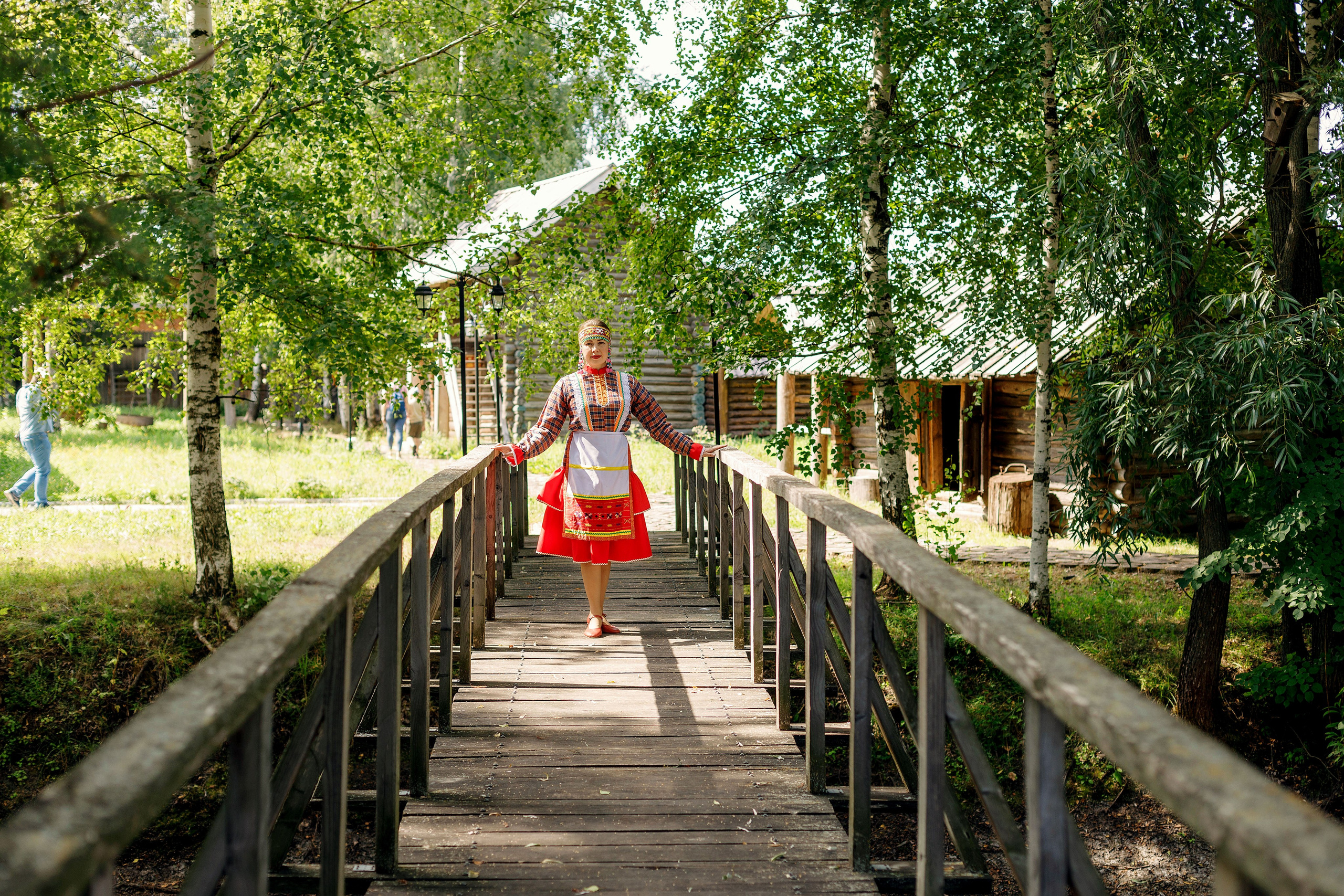 Фотосессия с Екатериной Анисимовой в Ибресинском этнографическом музее. Портретный и репортажный фотограф в Чебоксарах Андриян Чаркин