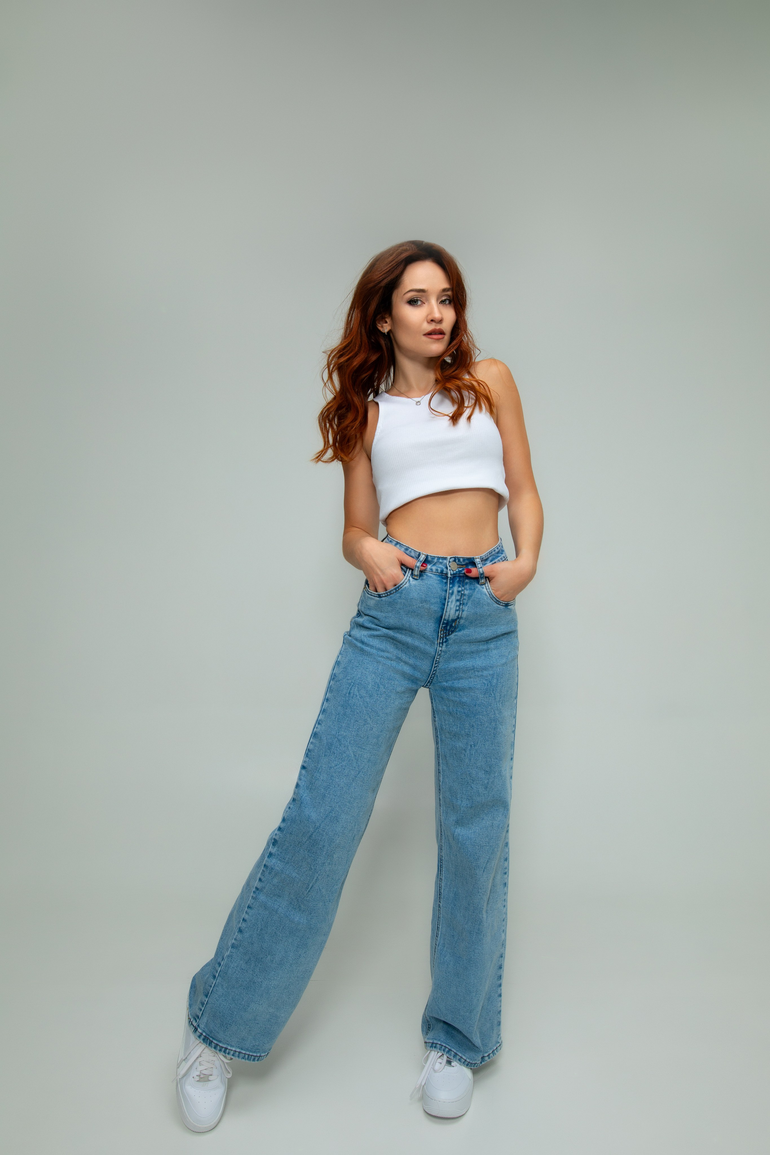 Студийный фотосет с Еленой в интерьере и на циклораме в формате для «себя»