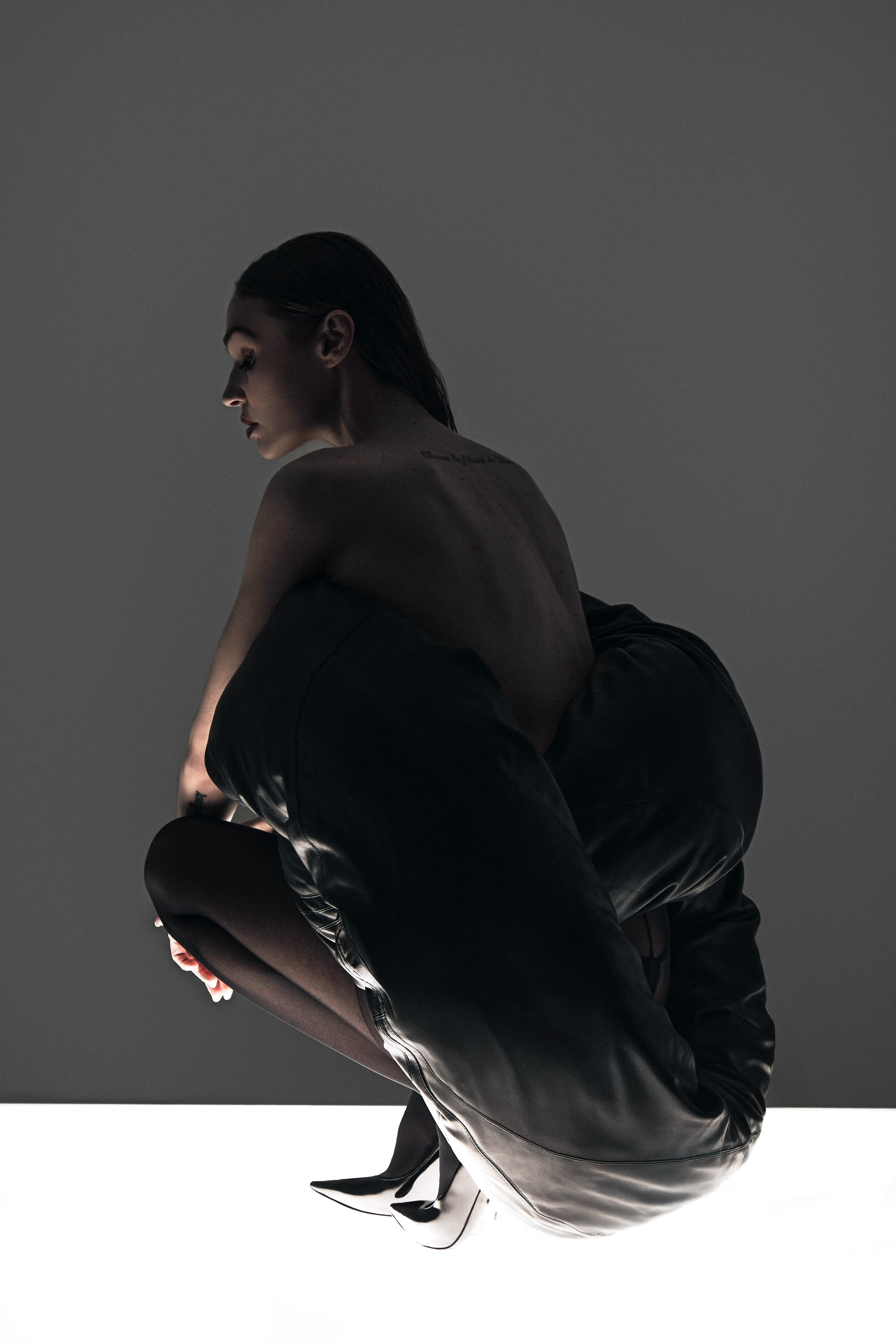 Alena Vodonaeva. Jonyiti