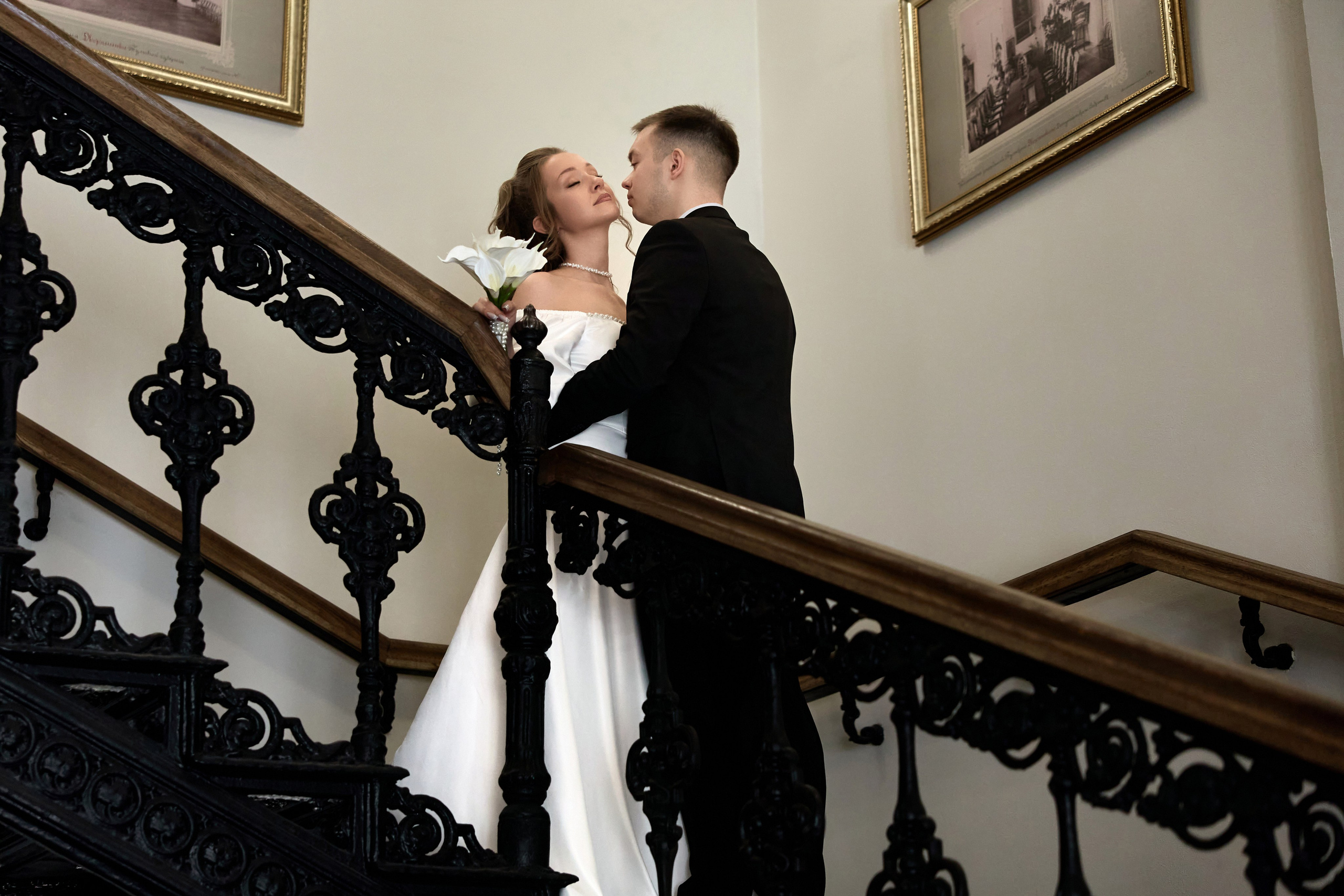 Свадебная фотосессия в гостинице и в студии