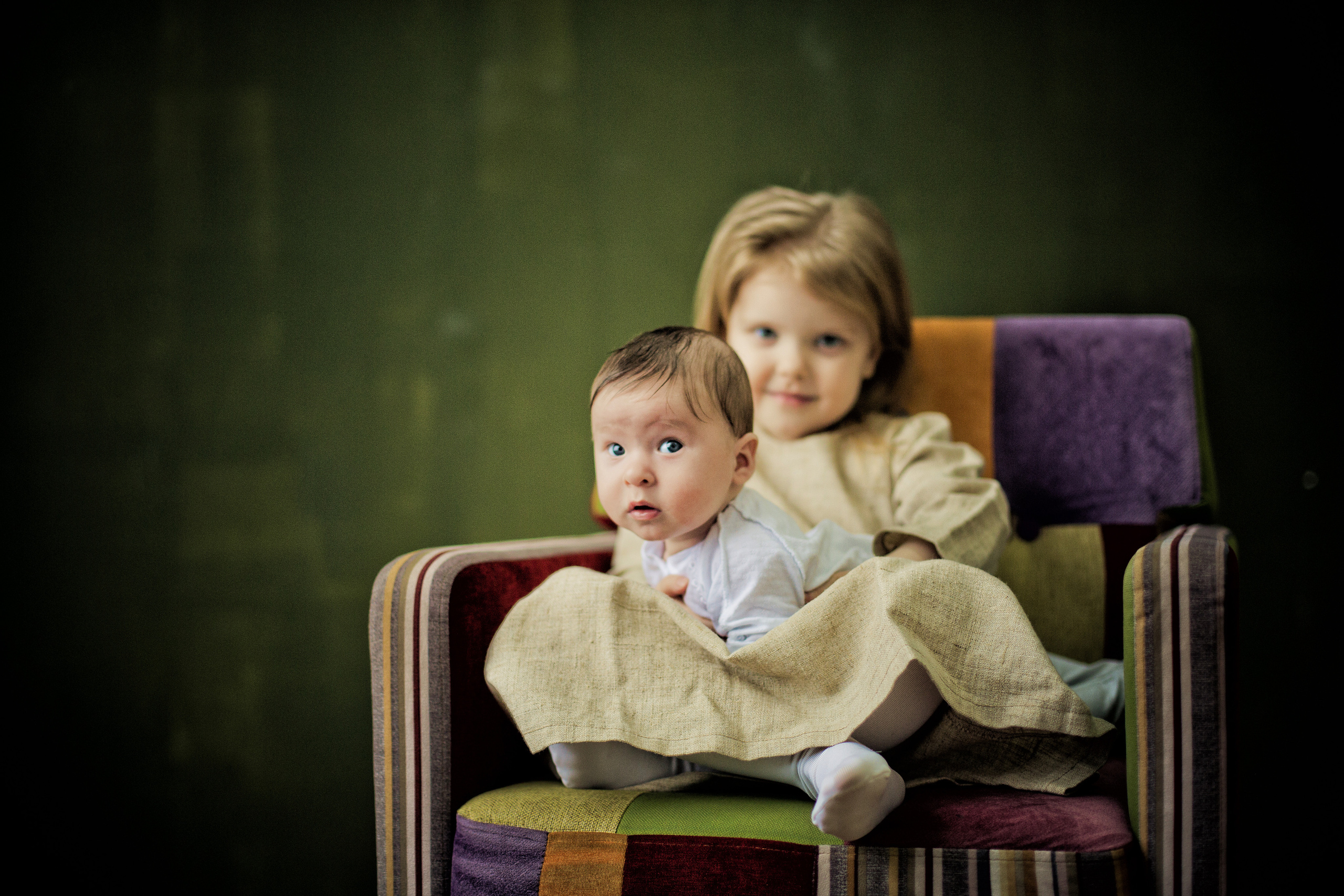 Студийная фотосессия детей с мамой и бабушкой. Детский, свадебный и семейный фотограф Юлия Курбатова, Санкт-Петербург