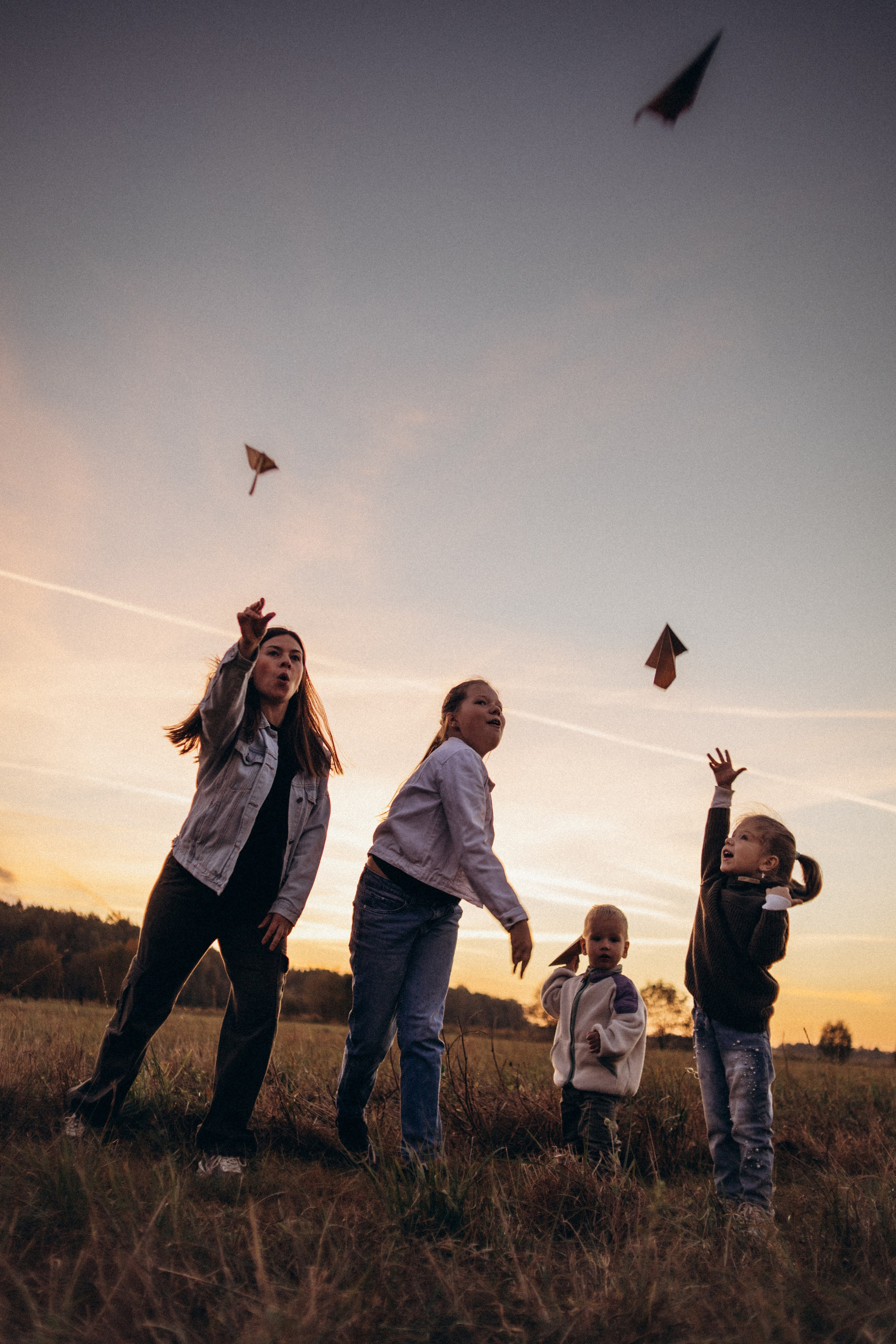 Аня, Василиса, Тася и Ваня. Фотограф В Москве и Подольске Лена Иванова