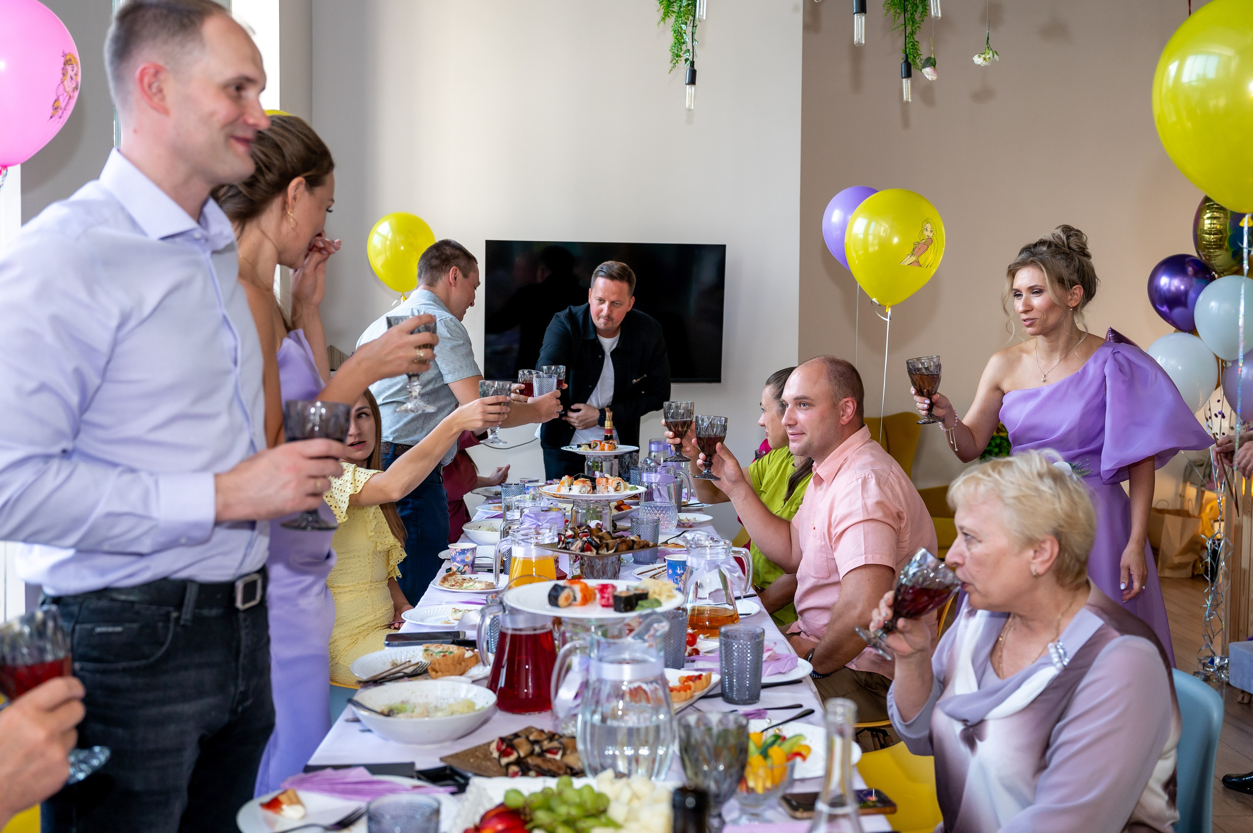 ДР в лофте с фокусником