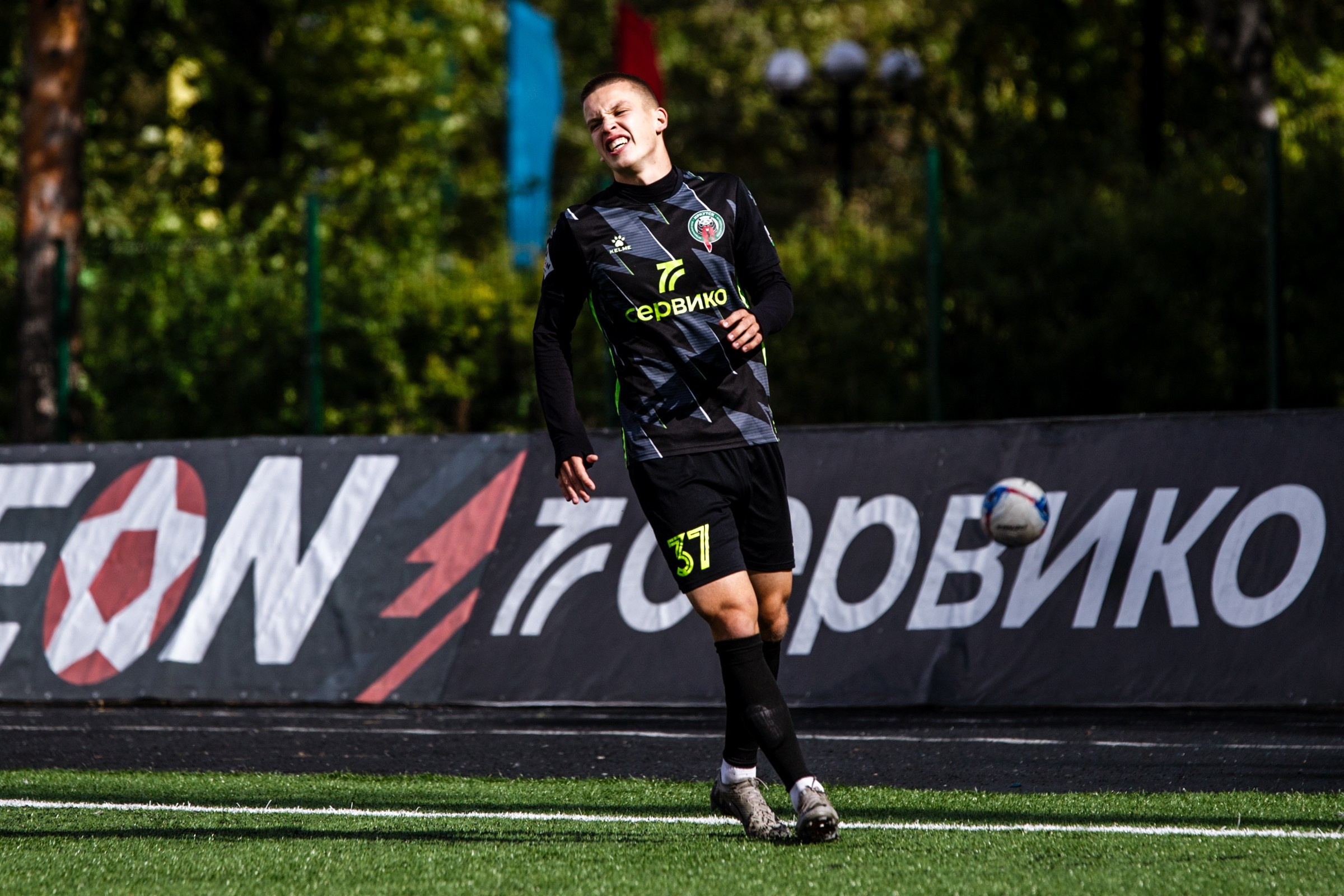 Первенство России по футболу LEON-Вторая лига Б | ФК Иркутск — Космос (Долгопрудный) | 14.09.25. Фотограф в Иркутске Евгения Айвазова