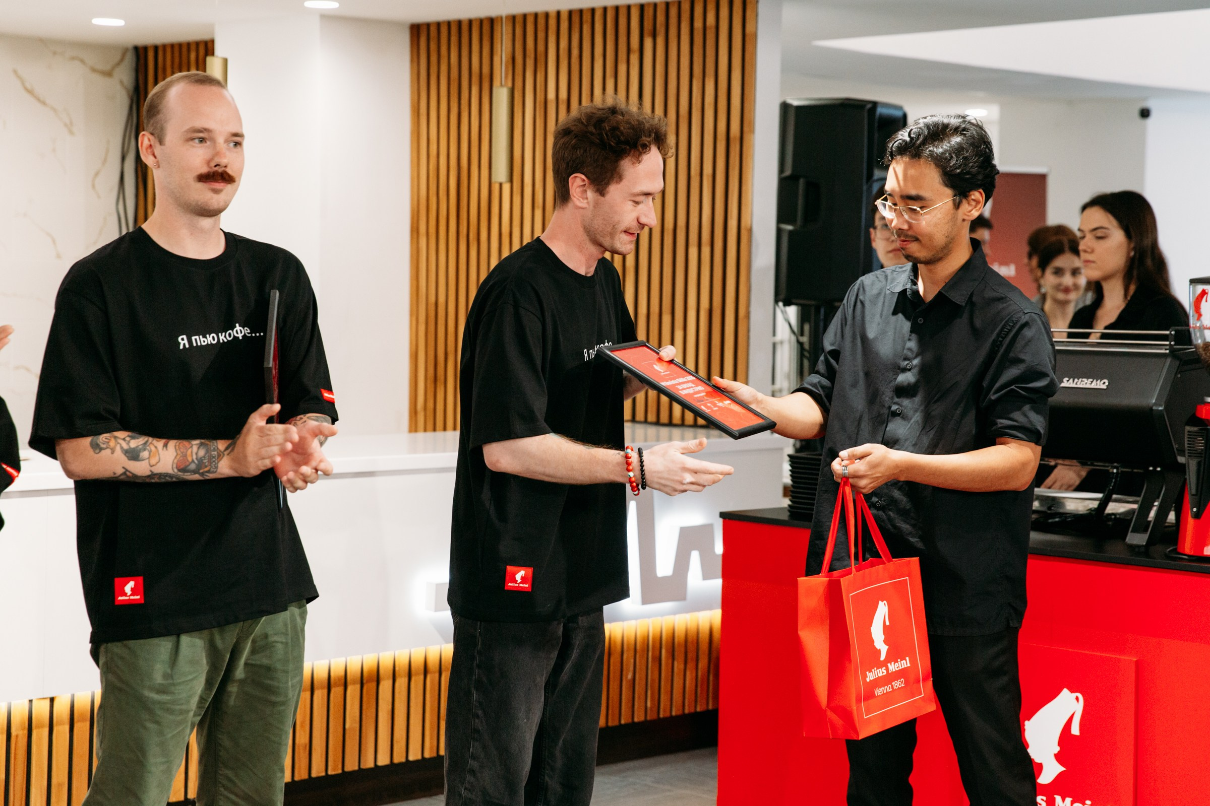 Чемпионат для бариста от Julius Meinl 2025. Фотограф в Иркутске Евгения Айвазова