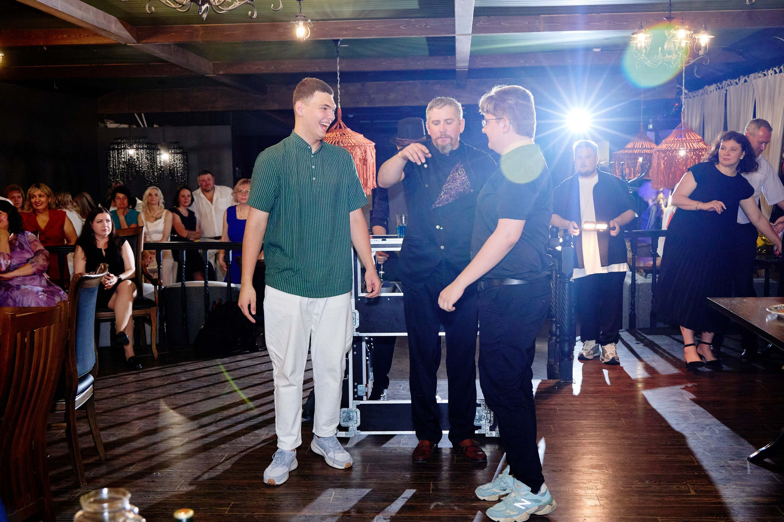 Выпускной 35 Сош. Фотограф Выпускные альбомы Таганрог Сергей Коробченко