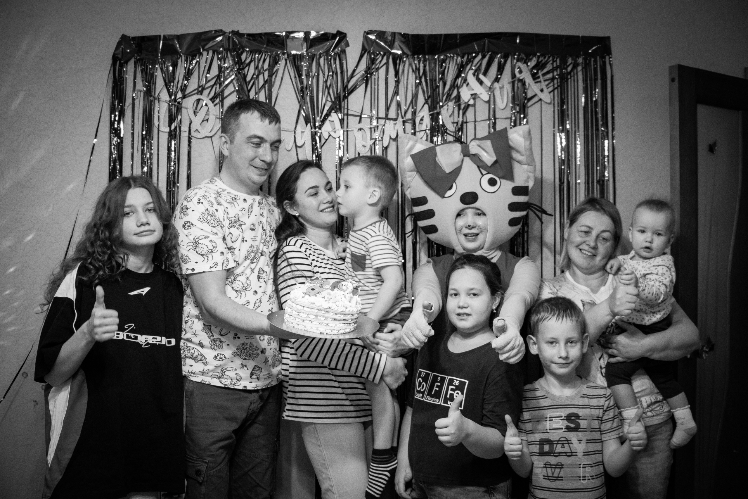 Семейная фотосессия на детский день рождения в городе Томск