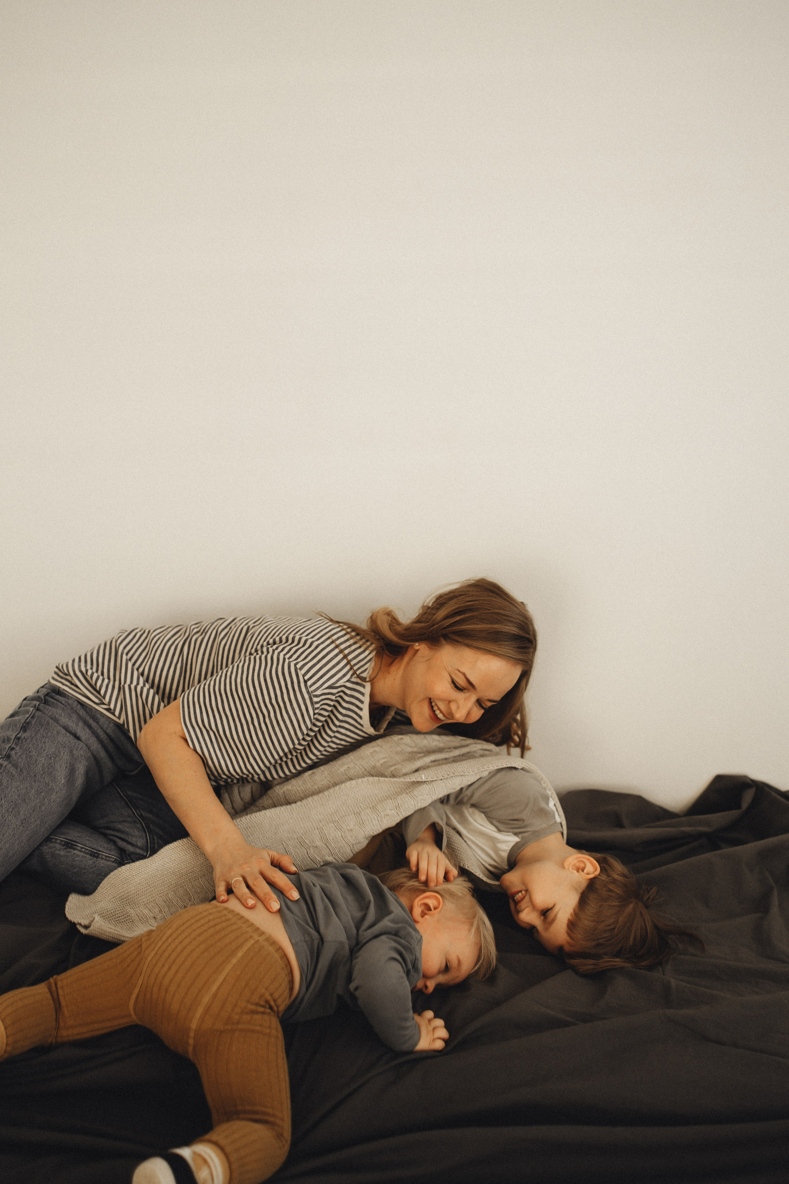 Семейная история в студии. Семейный и детский фотограф, таганрог, ростов-на-дону