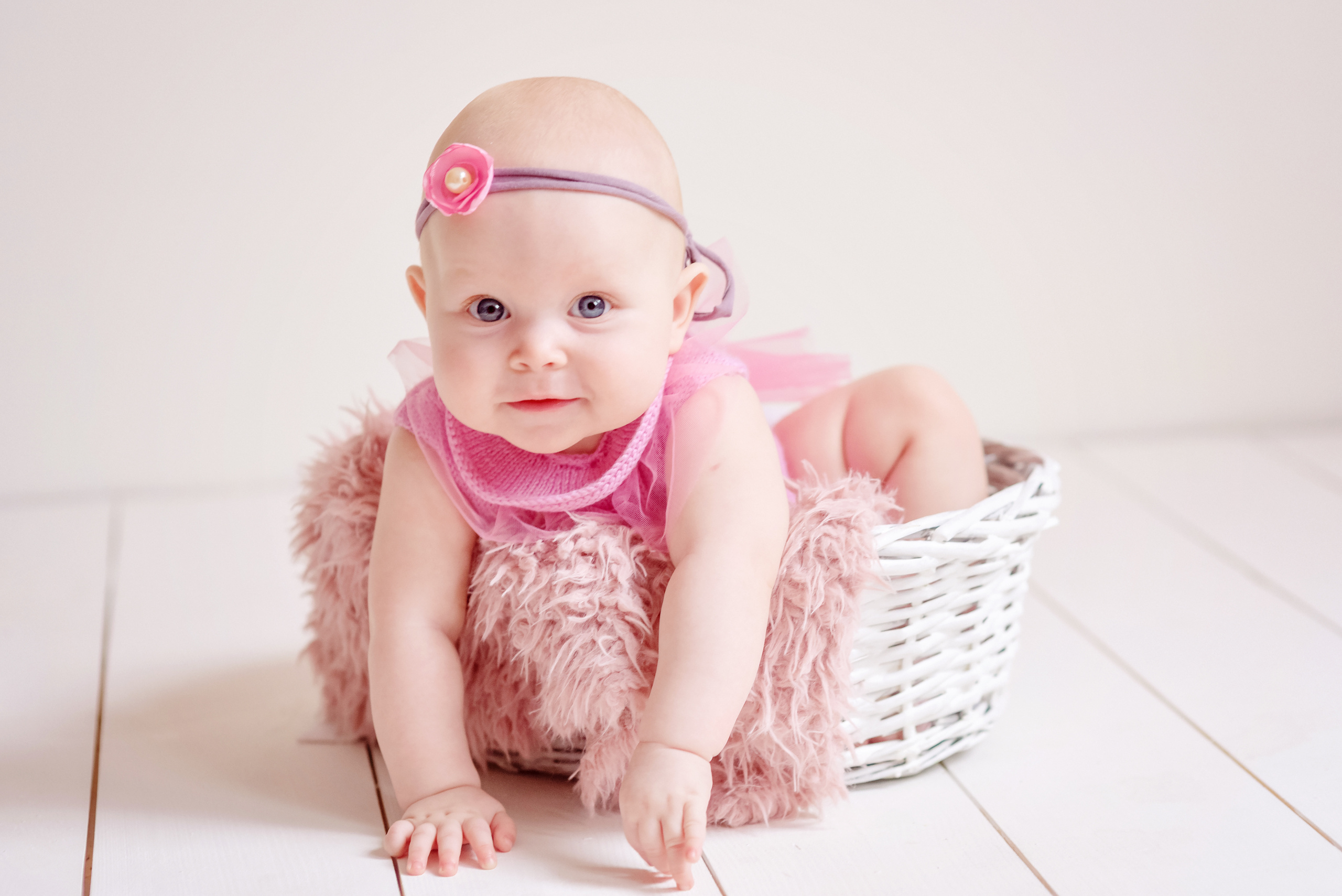 7-12 месяцев. Фотограф новорожденных, беременных и детей до года Татьяна Николаева В