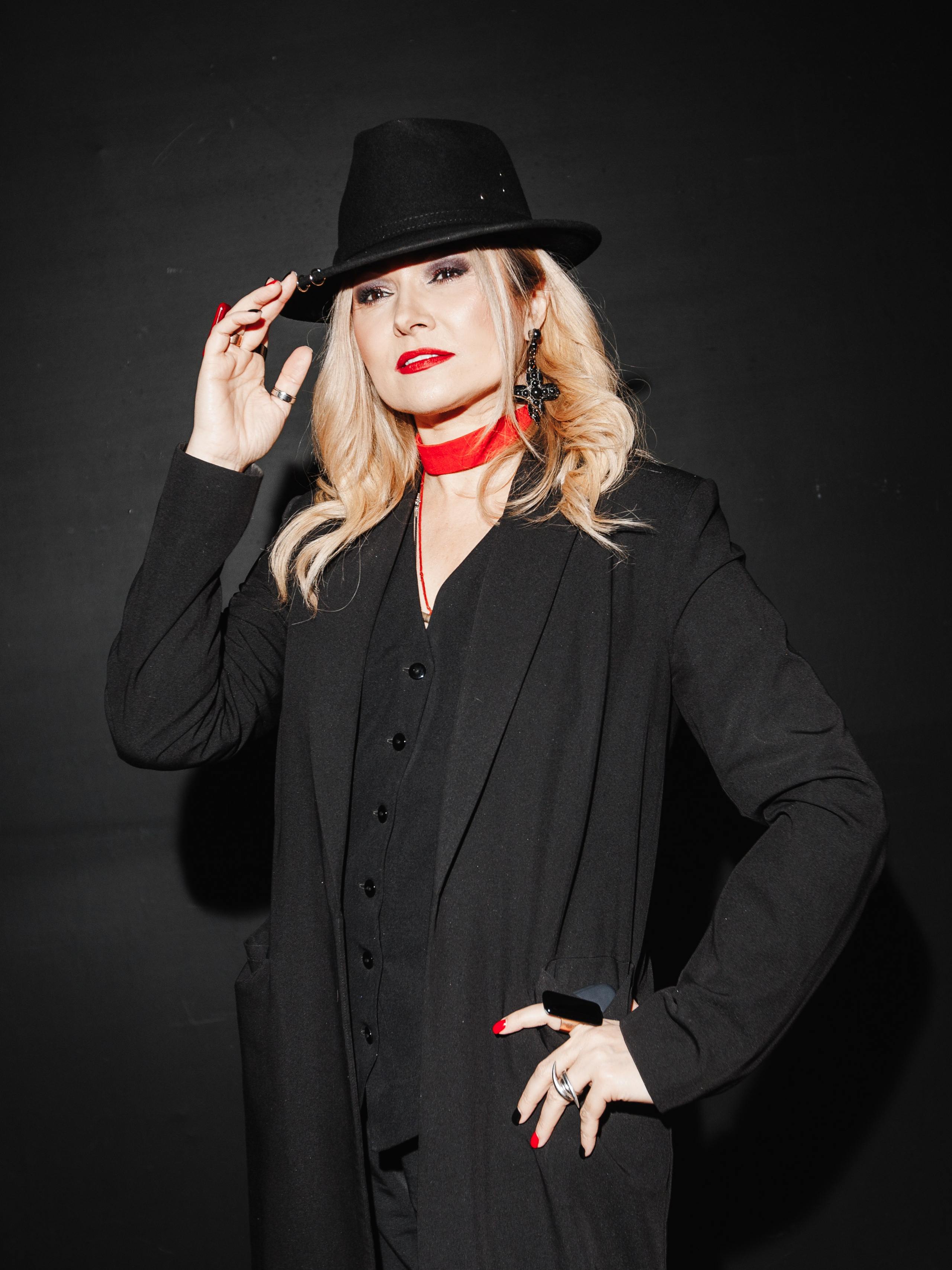 Анжелика Агурбаш, премия WOW. Фотограф Ольга Махалова — Санкт-Петербург, Москва, Нижний Новгород