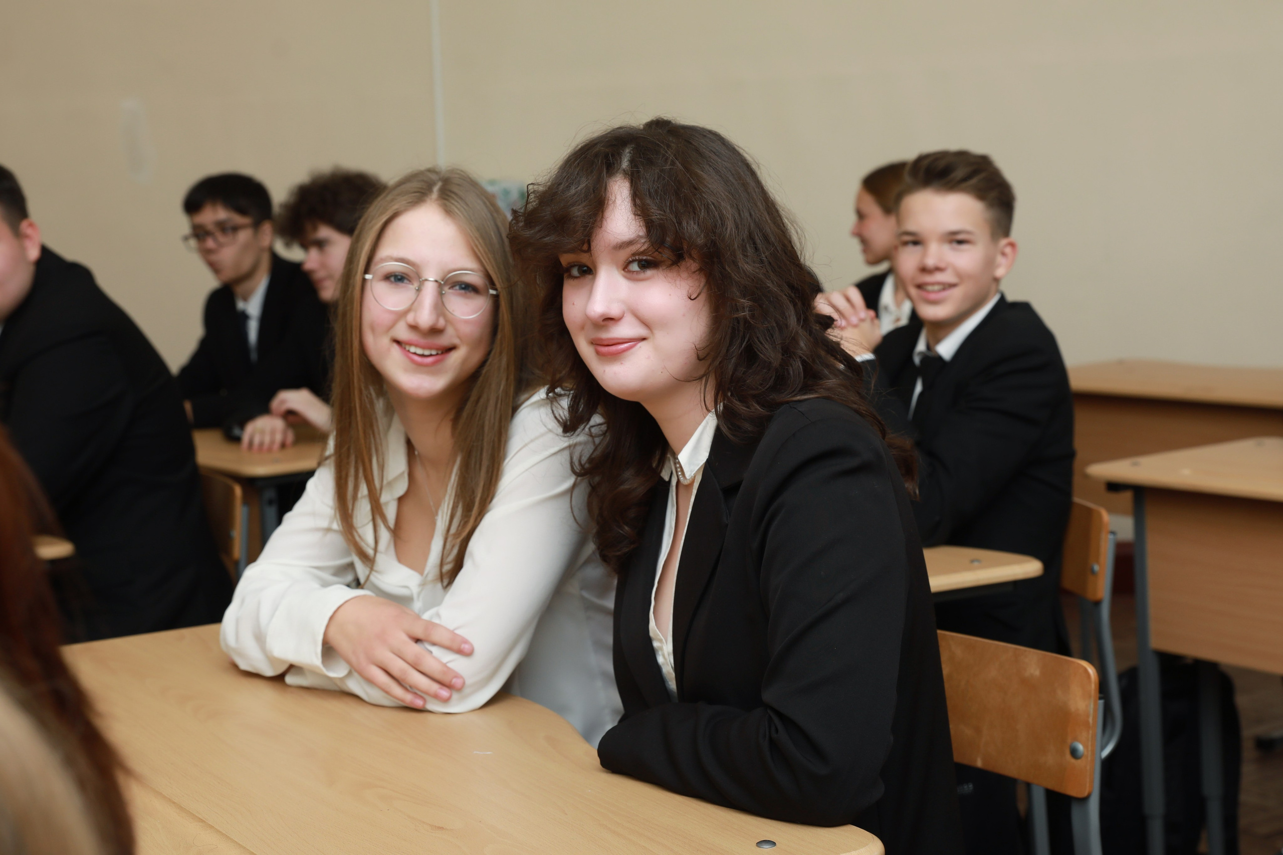 11 класс, гимназия № 155. Съемка в школе. Фотограф Тимофеева Юлия