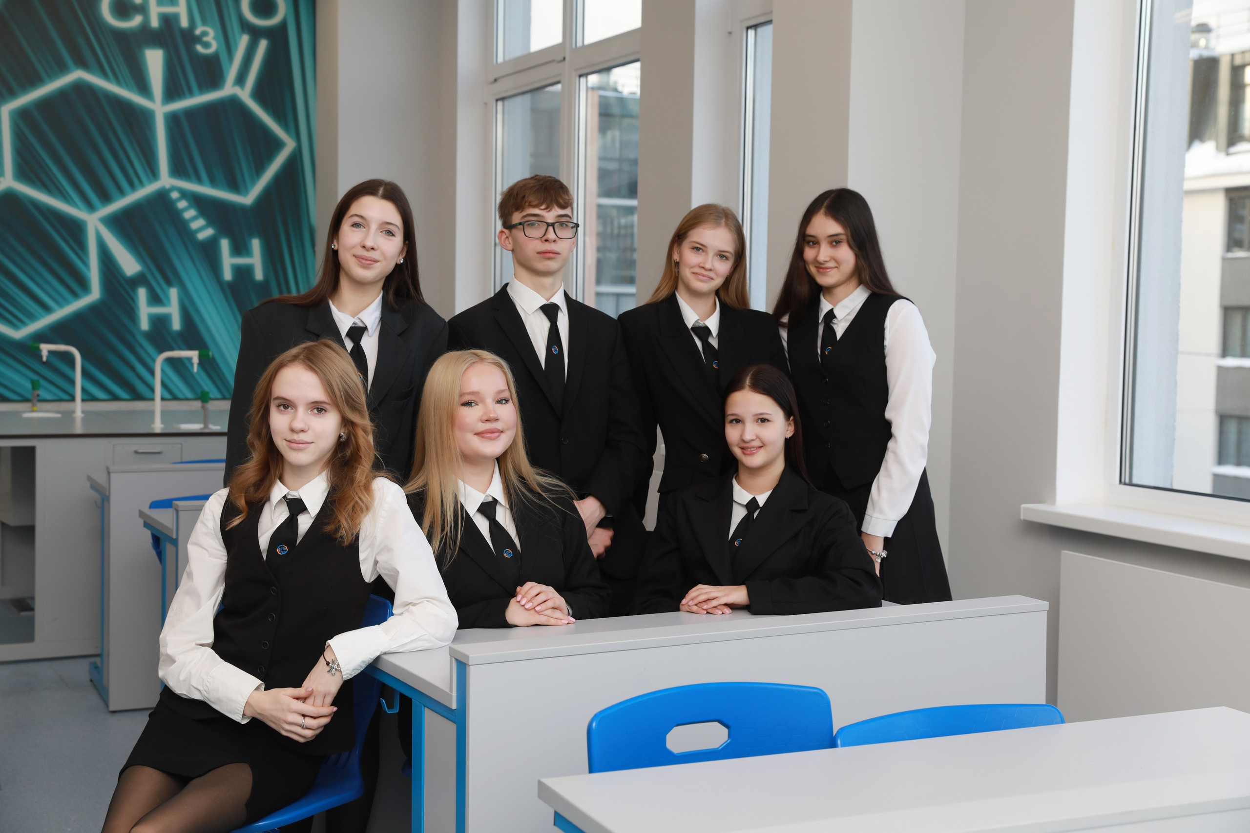 9 класс, лицей 410. Съемка в школе. Фотограф Тимофеева Юлия