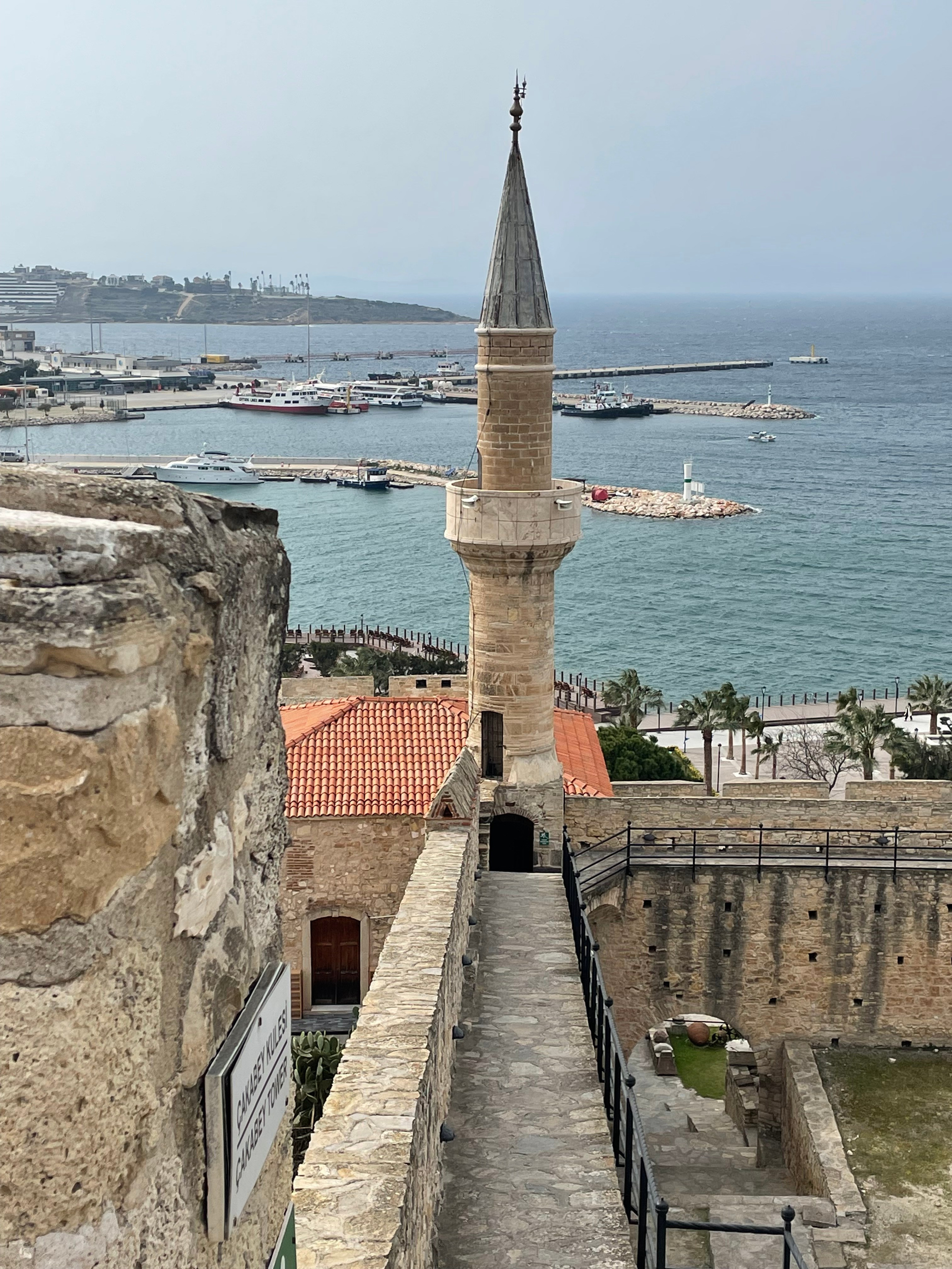 Алачаты и Чешме — бирюзовая вода и пустынные бухты