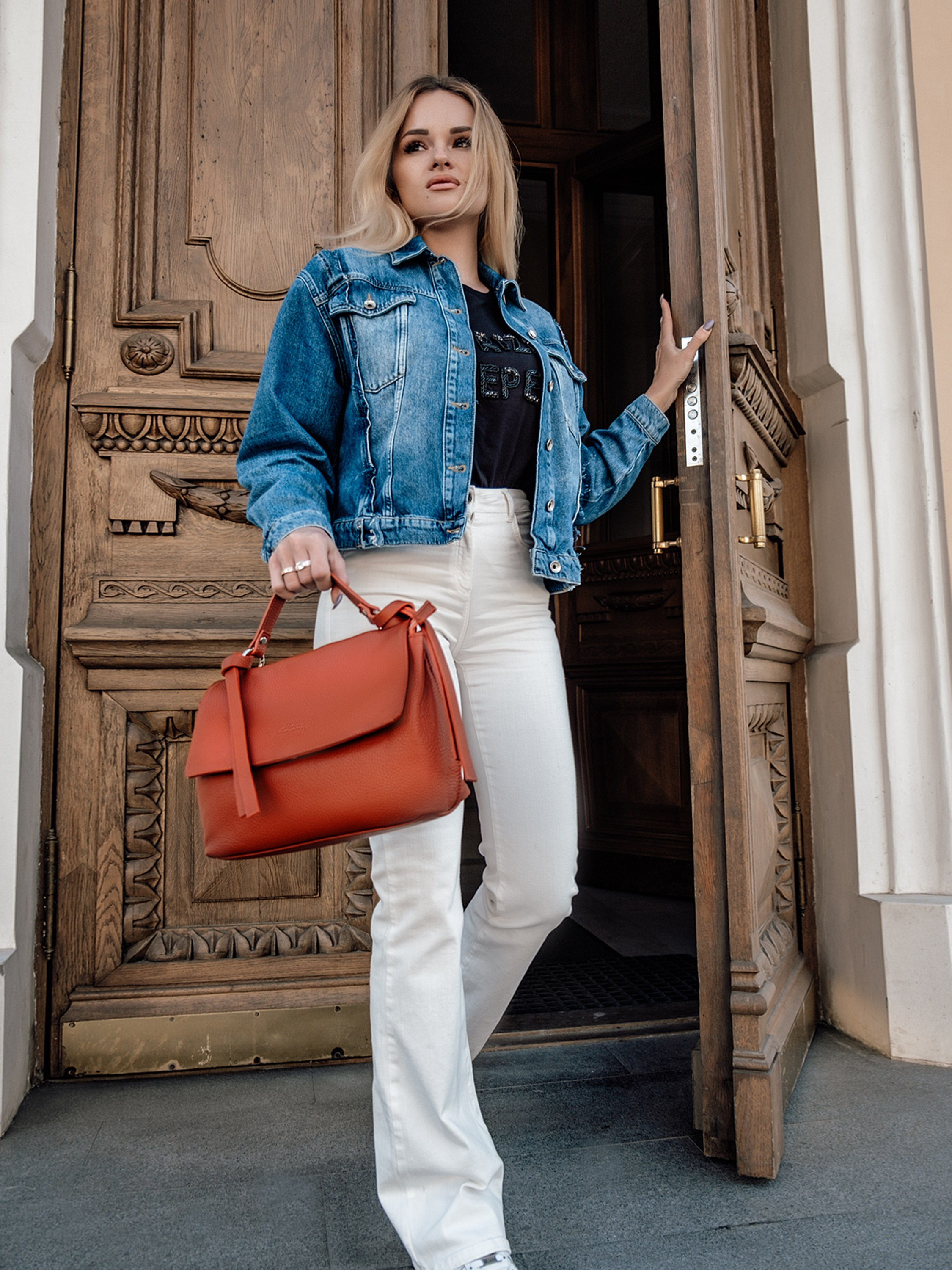 Предметная съёмка сумок для маркетплейсов. Предметный фотограф в Симферополе Антон Катунин