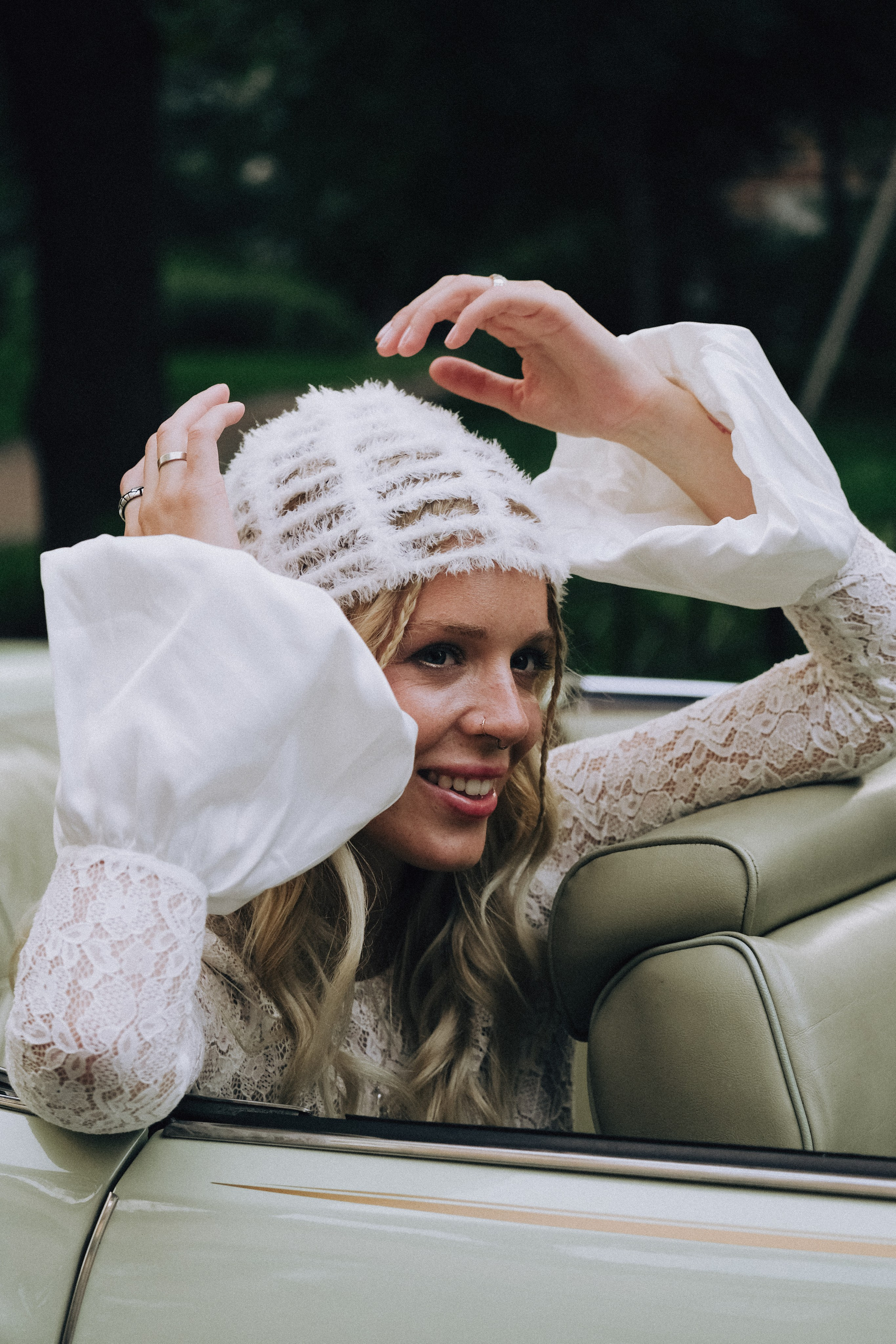 СВАДЕБНАЯ СЬЕМКА С КАБРИОЛЕТОМ В САНТК-ПЕТЕРБУРГЕ НА ПЕТРОГРАДКЕ В ОТЕЛЕ ПАНОРАМИКА. Профессиональный фотограф, Санкт-Петербург — Виктория Богомолова