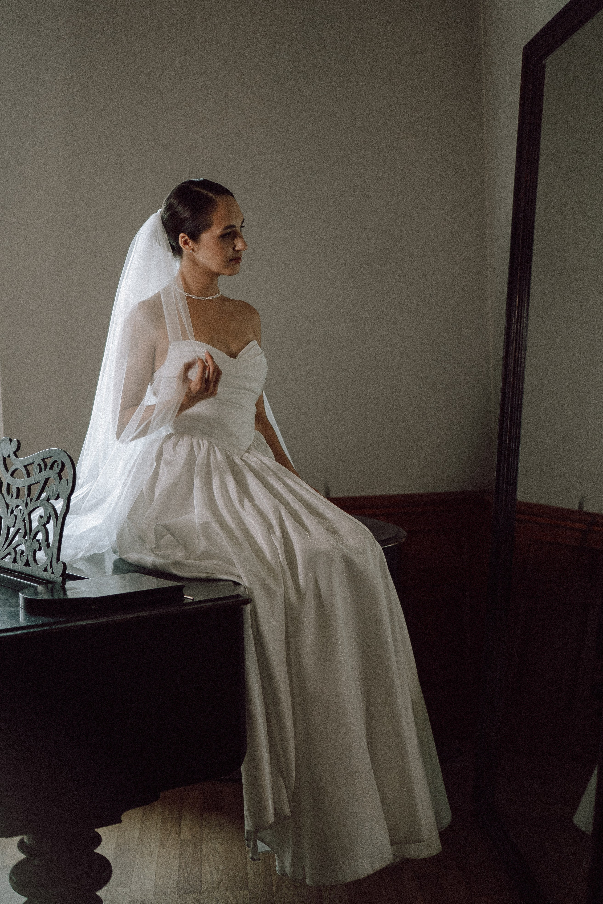 СВАДЕБНАЯ ПРОГУЛКА В САНТК-ПЕТЕРБУРГЕ (ИСАКИЕВСКИЙ СОБОР, ЗИМНЯЯ КАНАВКА, ЭРМИТАЖ И БОЛЬШАЯ МОРСКАЯ УЛИЦА). Профессиональный фотограф, Санкт-Петербург — Виктория Богомолова