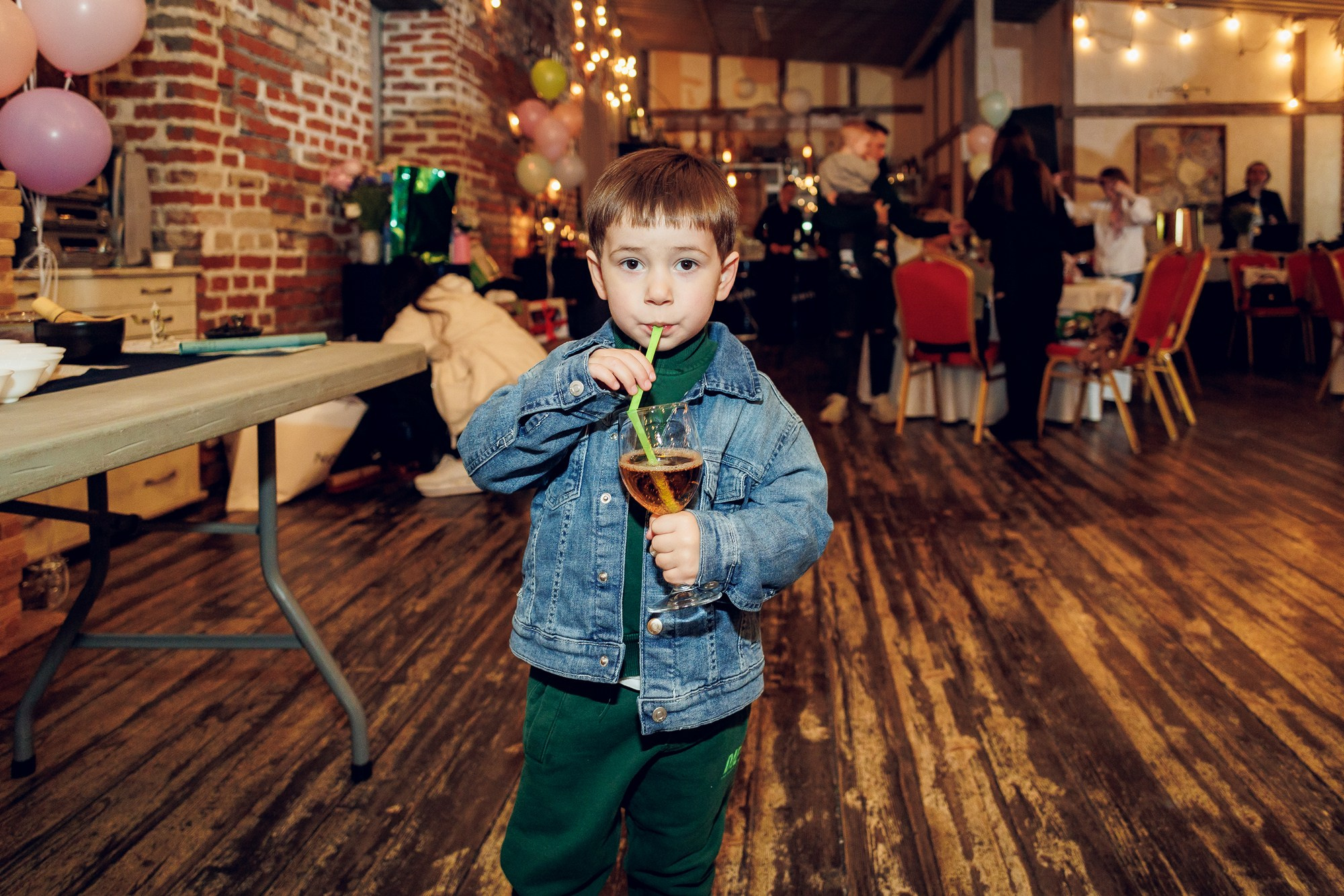 ДР В ЛОФТЕ. Свадебный и репортажный фотограф в Москве и Московской области