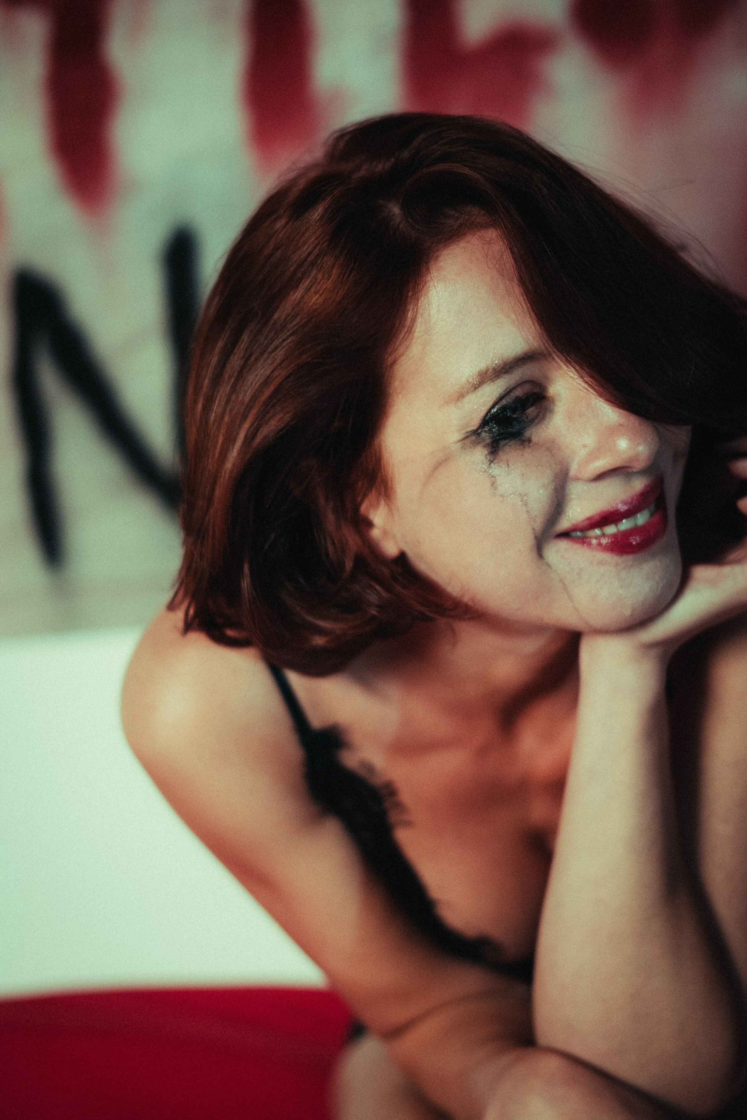 Des millions pour vos bombes des miettes pour nos vies. Фотограф Париж / Photographer Paris