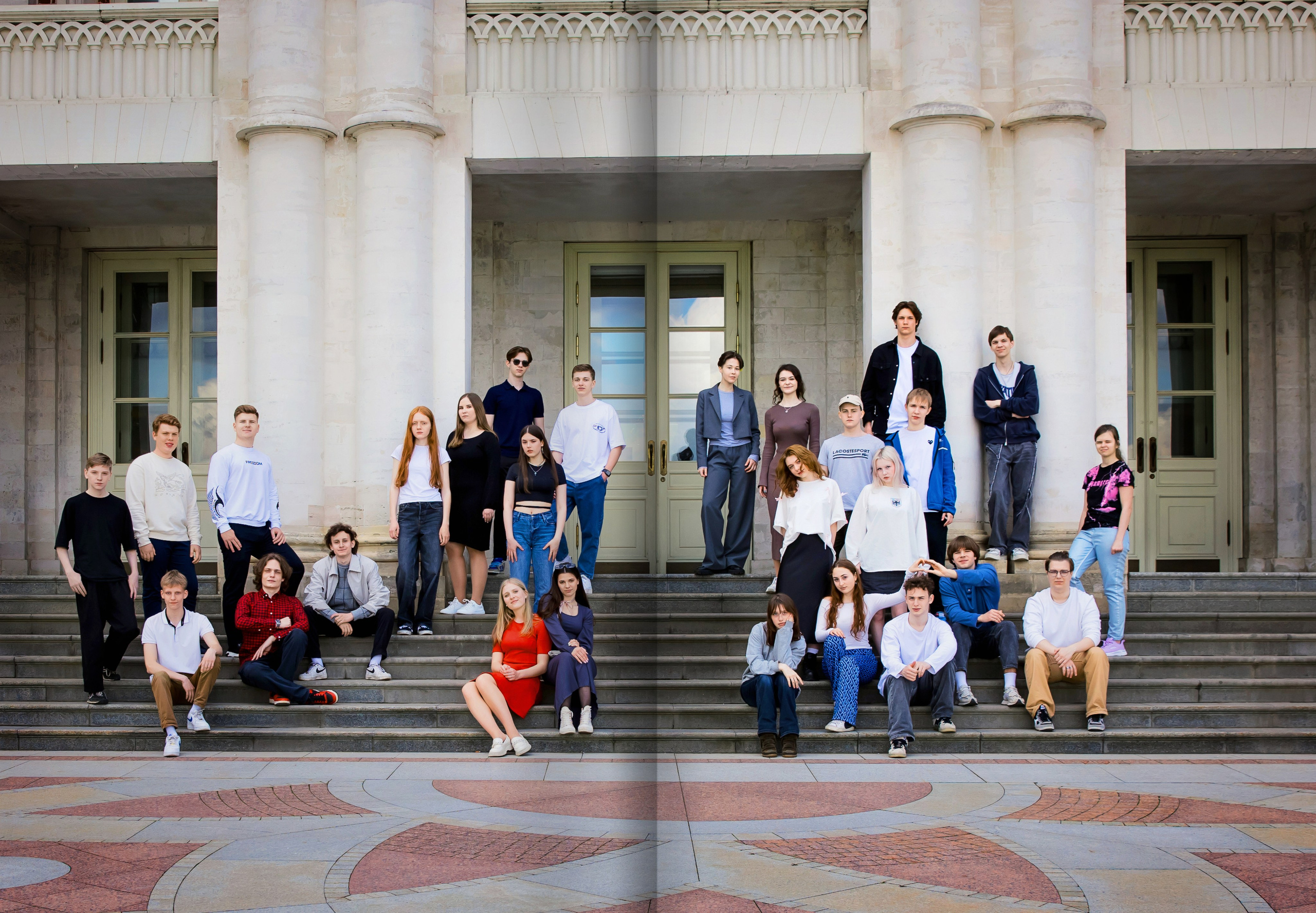 2024 — Видновская гимназия — 11Б. ТВОЯ ШКОЛЬНАЯ ИСТОРИЯ — фотограф Юлия Федосеева